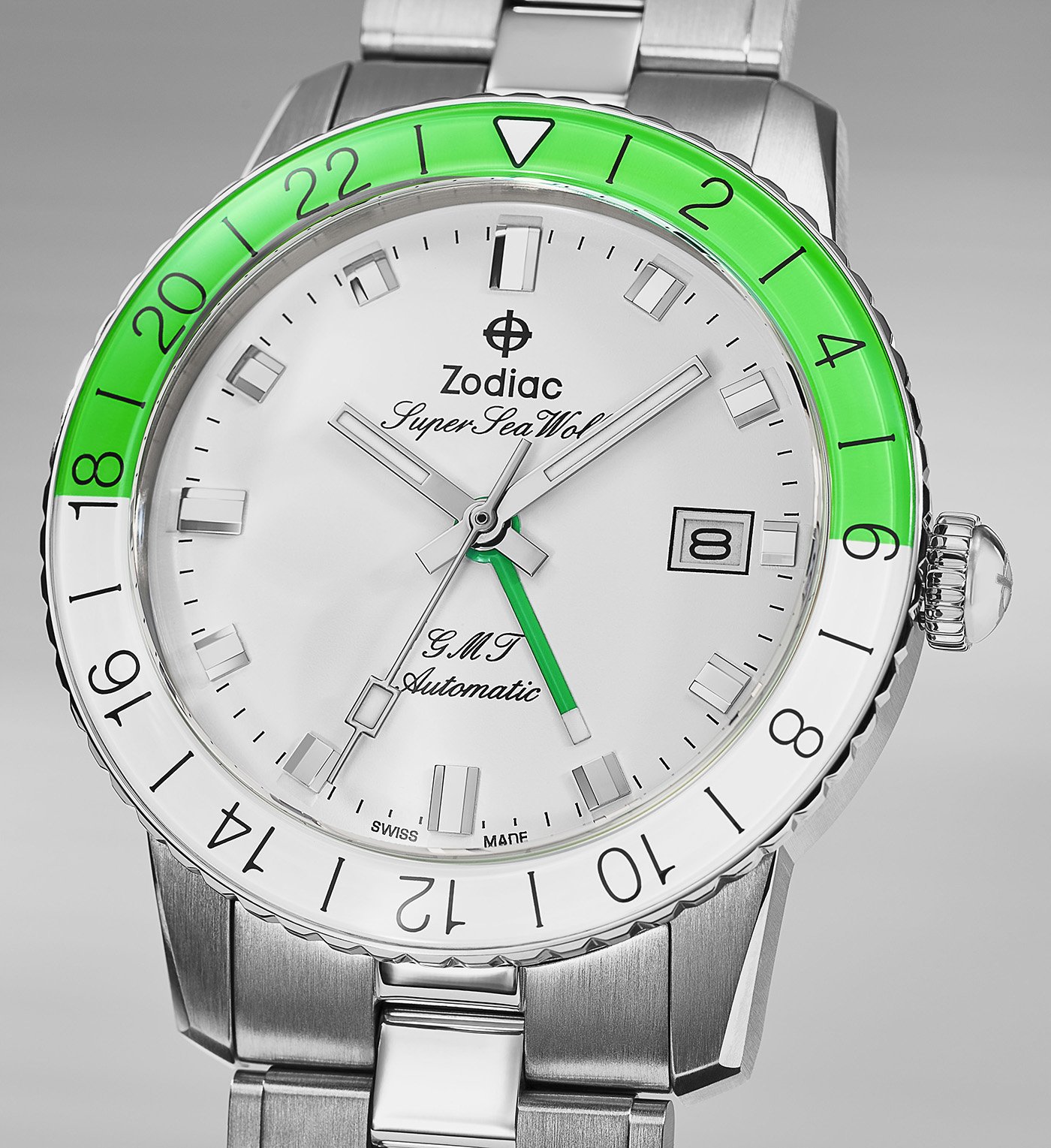 Zodiac представляет часы Super Sea Wolf 53 Neon и Super Sea Wolf GMT Neon