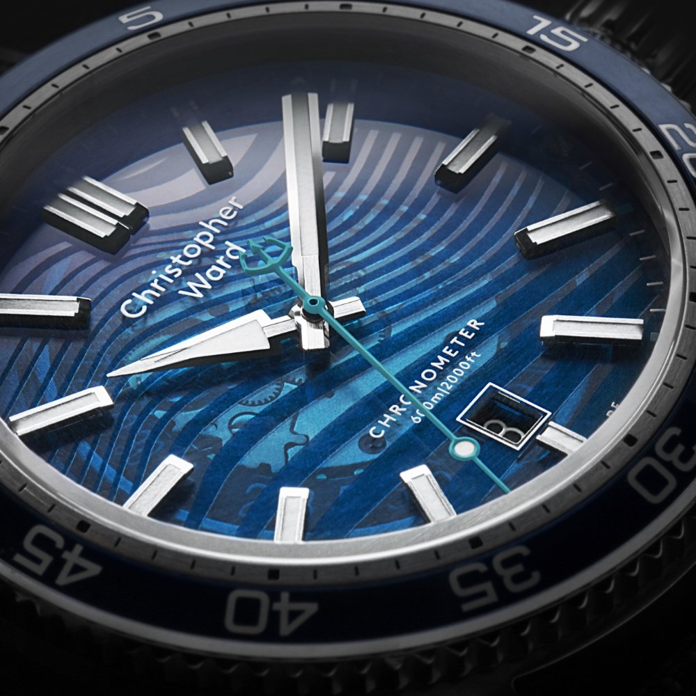 Новые часы Christopher Ward C60 #tide с ремешком из переработанного материала Ocean