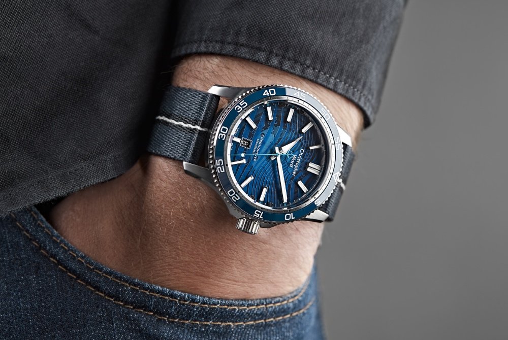 Новые часы Christopher Ward C60 #tide с ремешком из переработанного материала Ocean