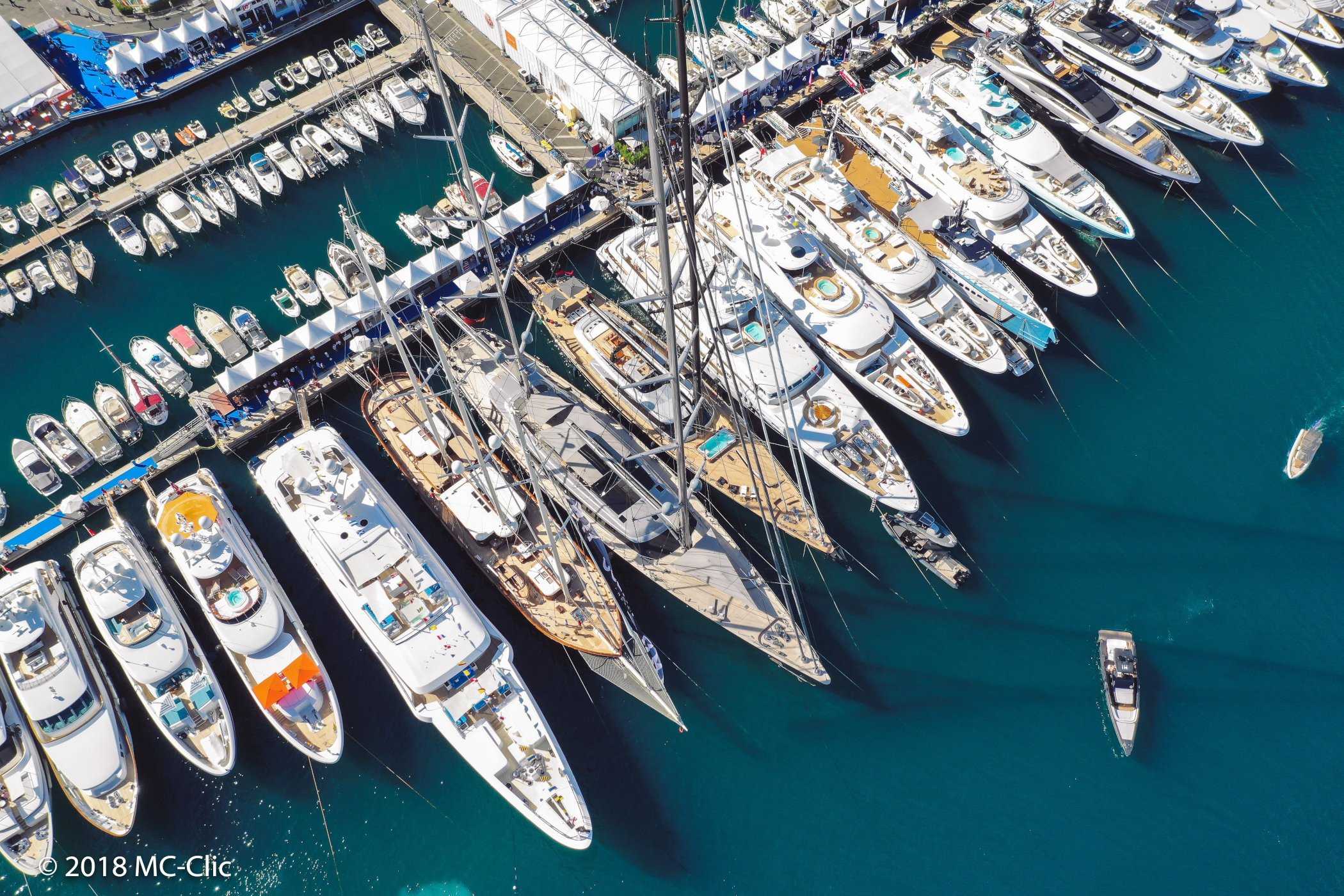 Представляем хронограф Ulysse Nardin Diver Chronograph Monaco Yacht Show & Marine Mega Yacht
