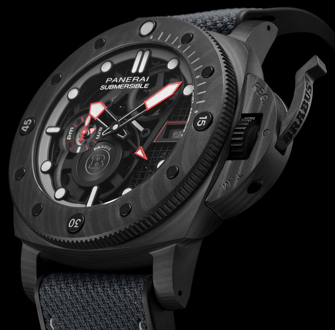 Panerai выпускает лимитированные дайверские часы S BRABUS Black Ops Edition