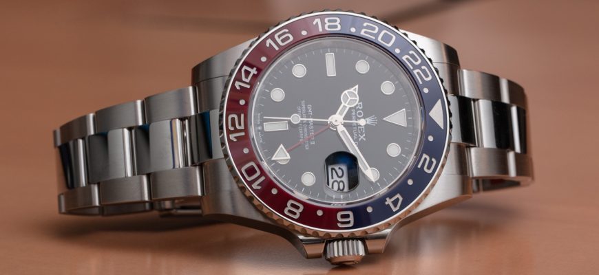 Наручные часы Rolex GMT-Master II «Batman» и «Pepsi» 126710 со стальным устричным браслетом
