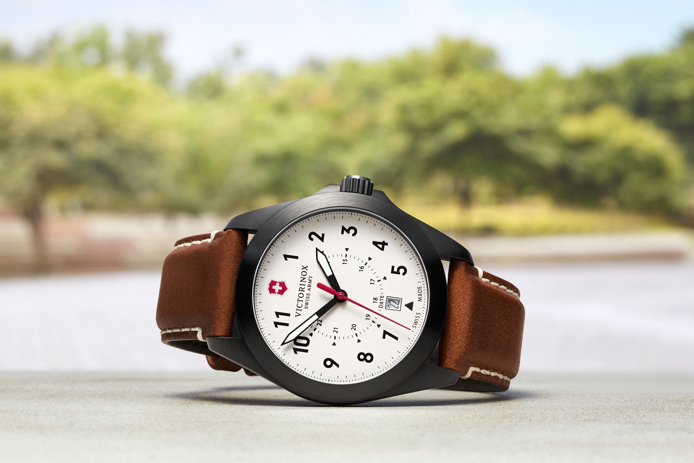Идеальный подарок к новому году: часы Victorinox Swiss Army Heritage