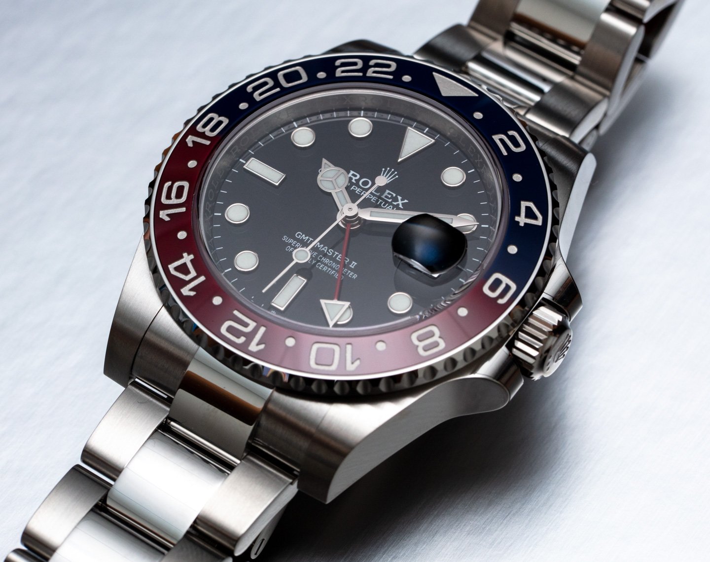Наручные часы Rolex GMT-Master II "Batman" и "Pepsi" 126710 со стальным устричным браслетом