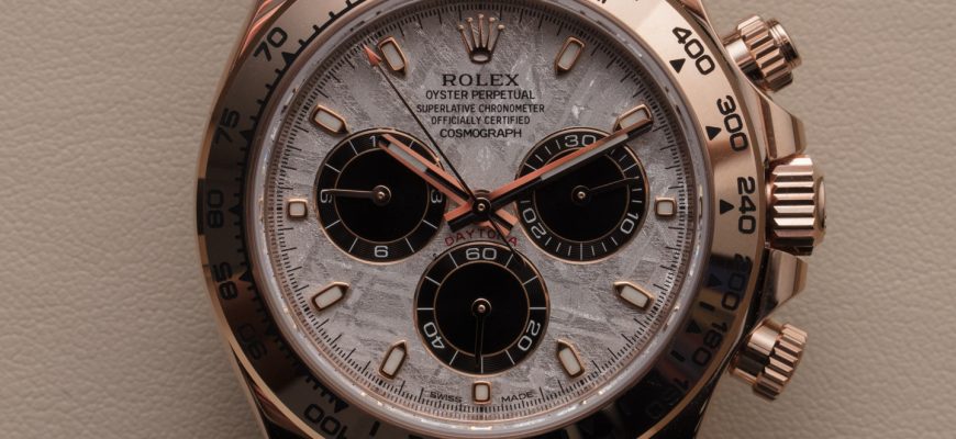 Золотые часы Rolex Daytona с метеоритным циферблатом