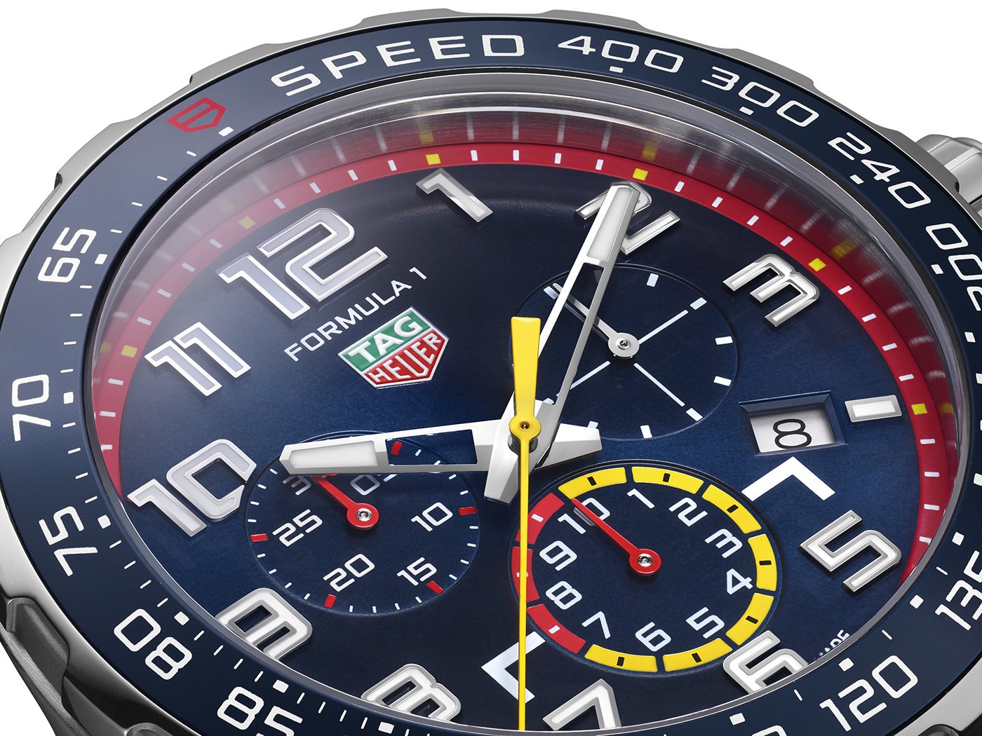 TAG Heuer представляет обновленную серию часов Formula 1 Red Bull Racing 2022 года