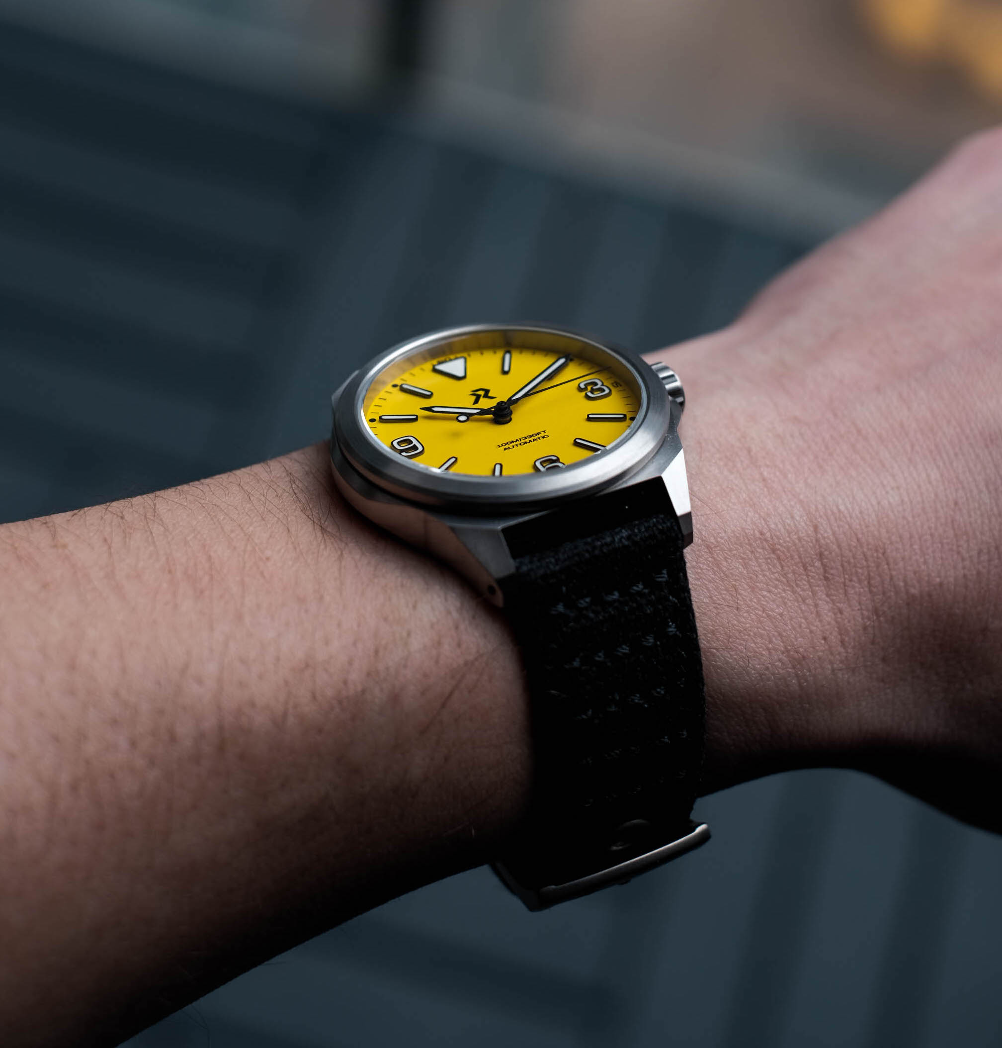 Часы RZE Resolute Slim Case Wrist