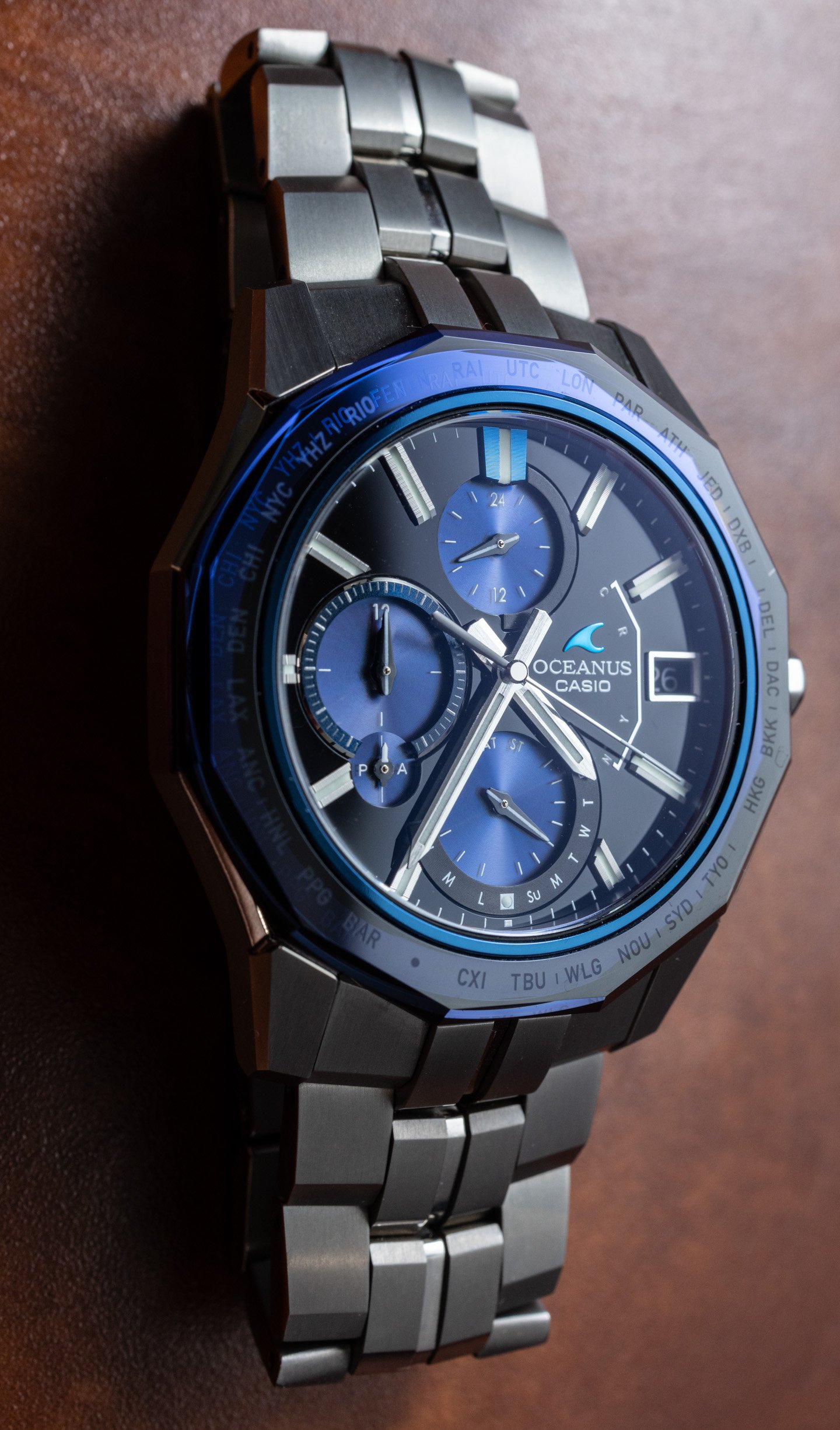 Обзор часов: Casio Oceanus Manta Titanium OCWS6000