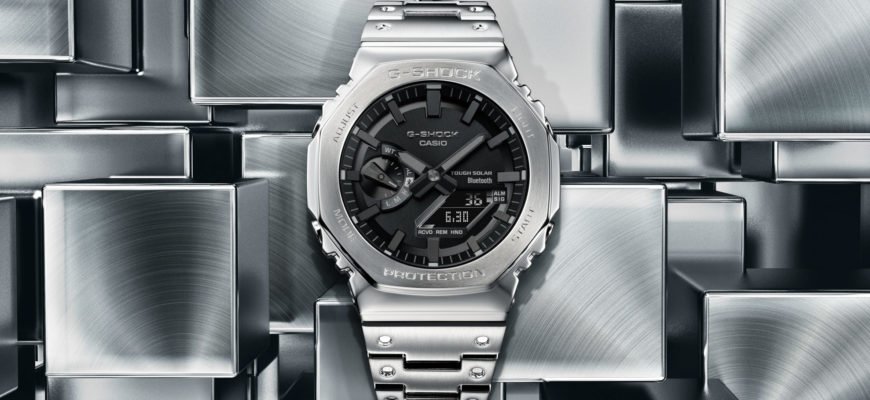 Casio G-Shock представляет цельнометаллические часы GMB2100
