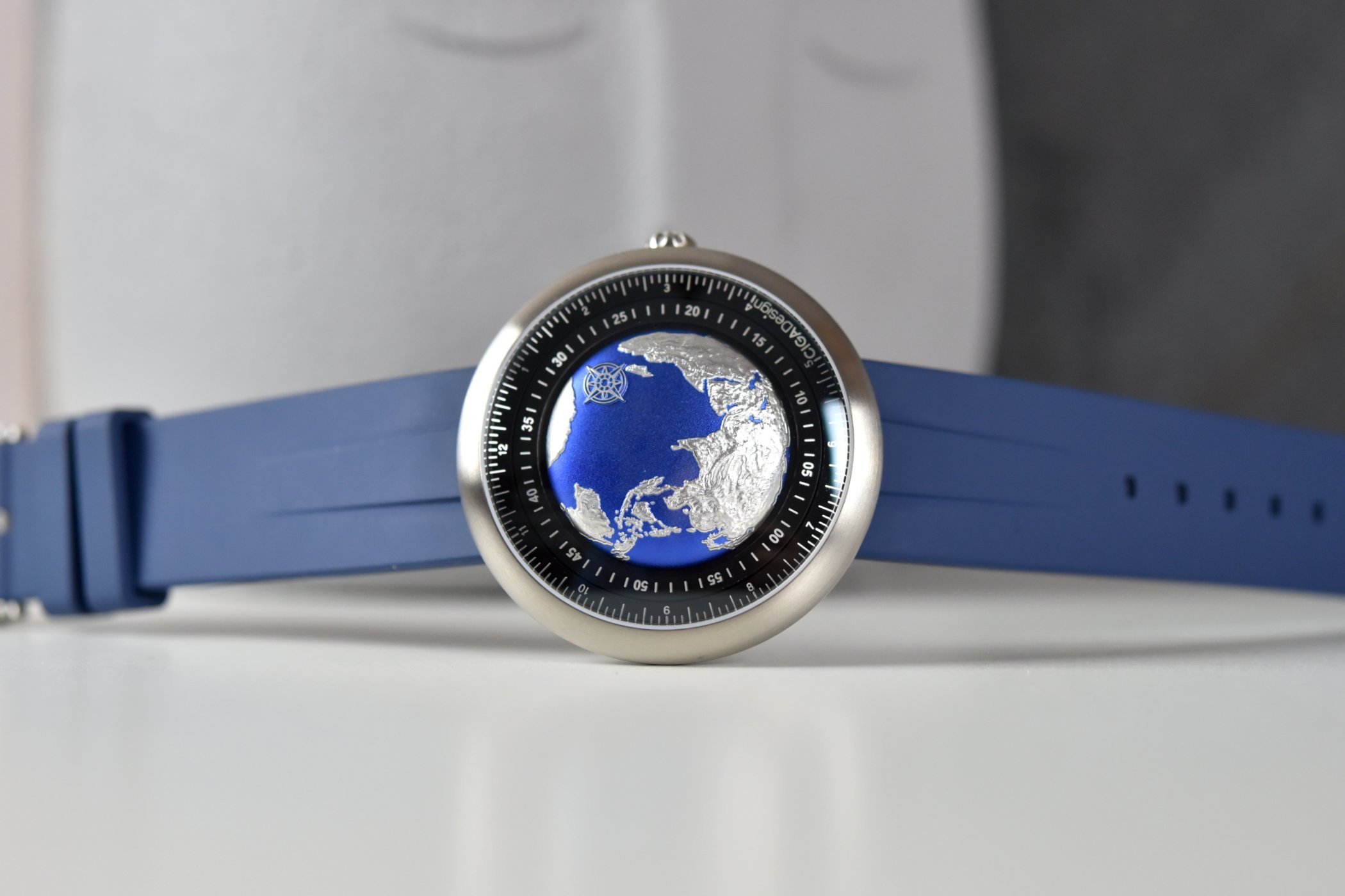 Китайские часы CIGA Design Blue Planet Titanium отмечены наградами GPHG.