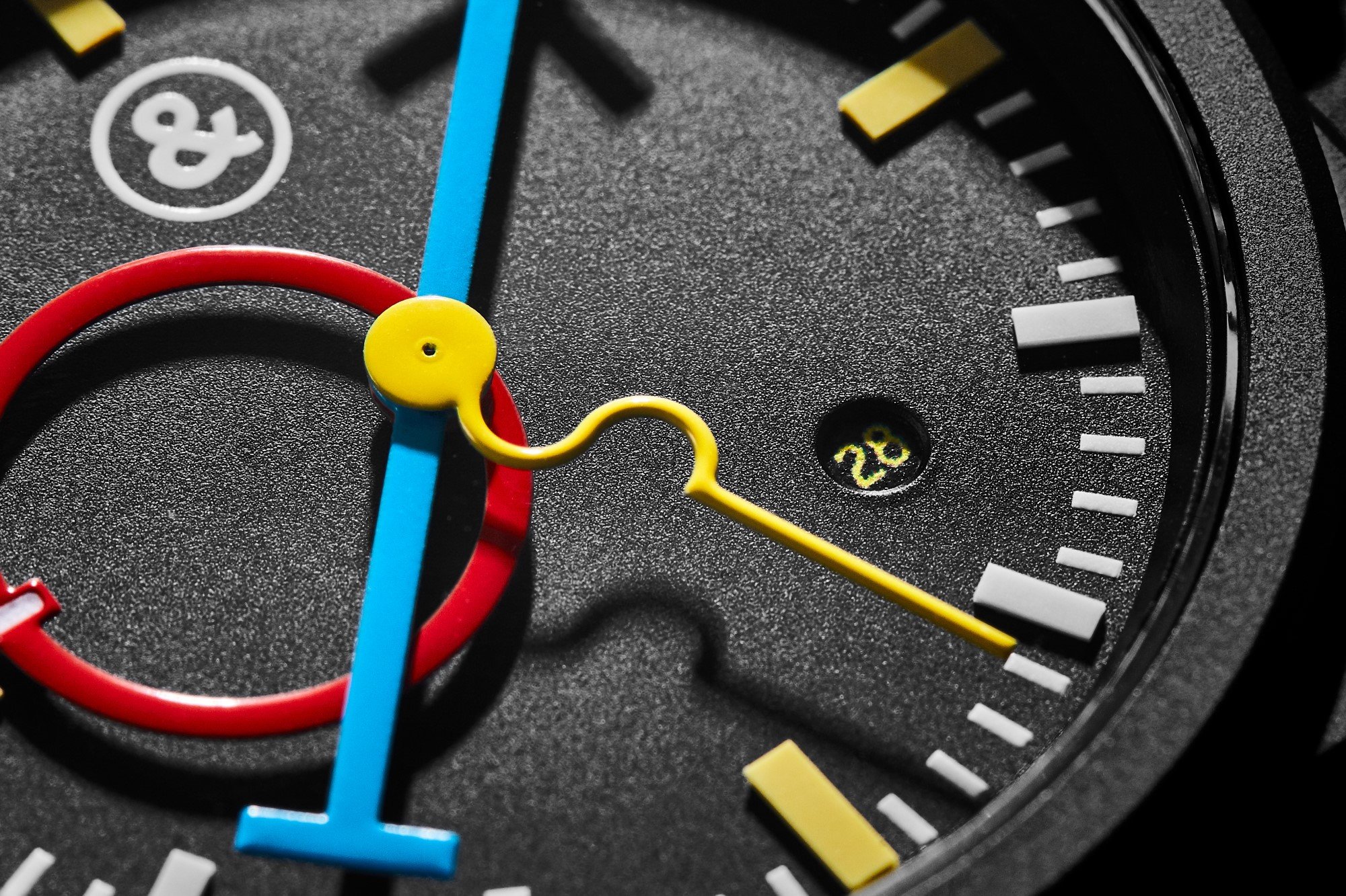 Grail Watch объединяет Bell & Ross и Alain Silberstein для создания часов Black Ceramic Trilogy