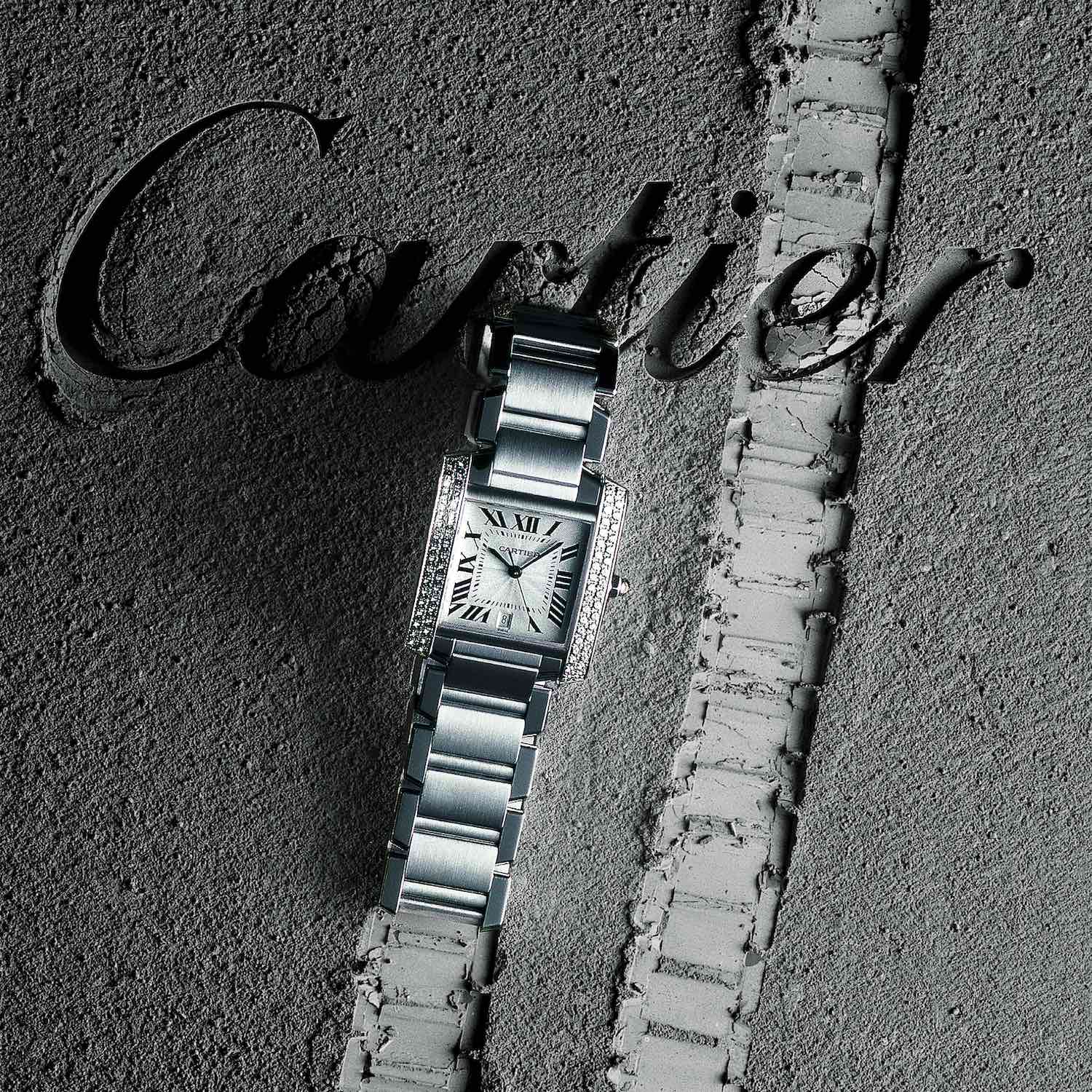 Представляем новую модель Cartier Tank Française, более изящную и современную