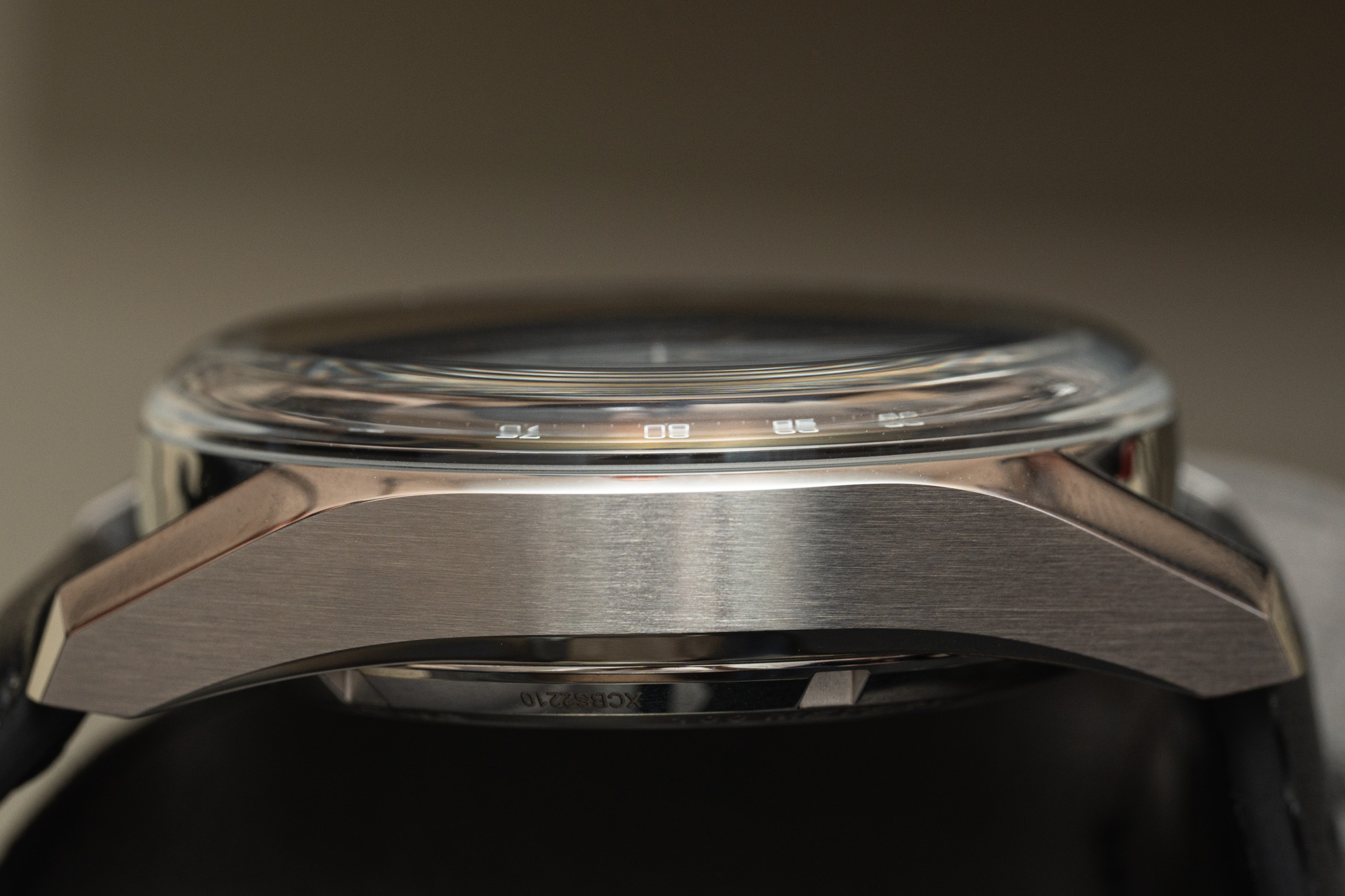 Практический обзор: часы TAG Heuer Carrera Chronograph 39 мм «Glassbox»