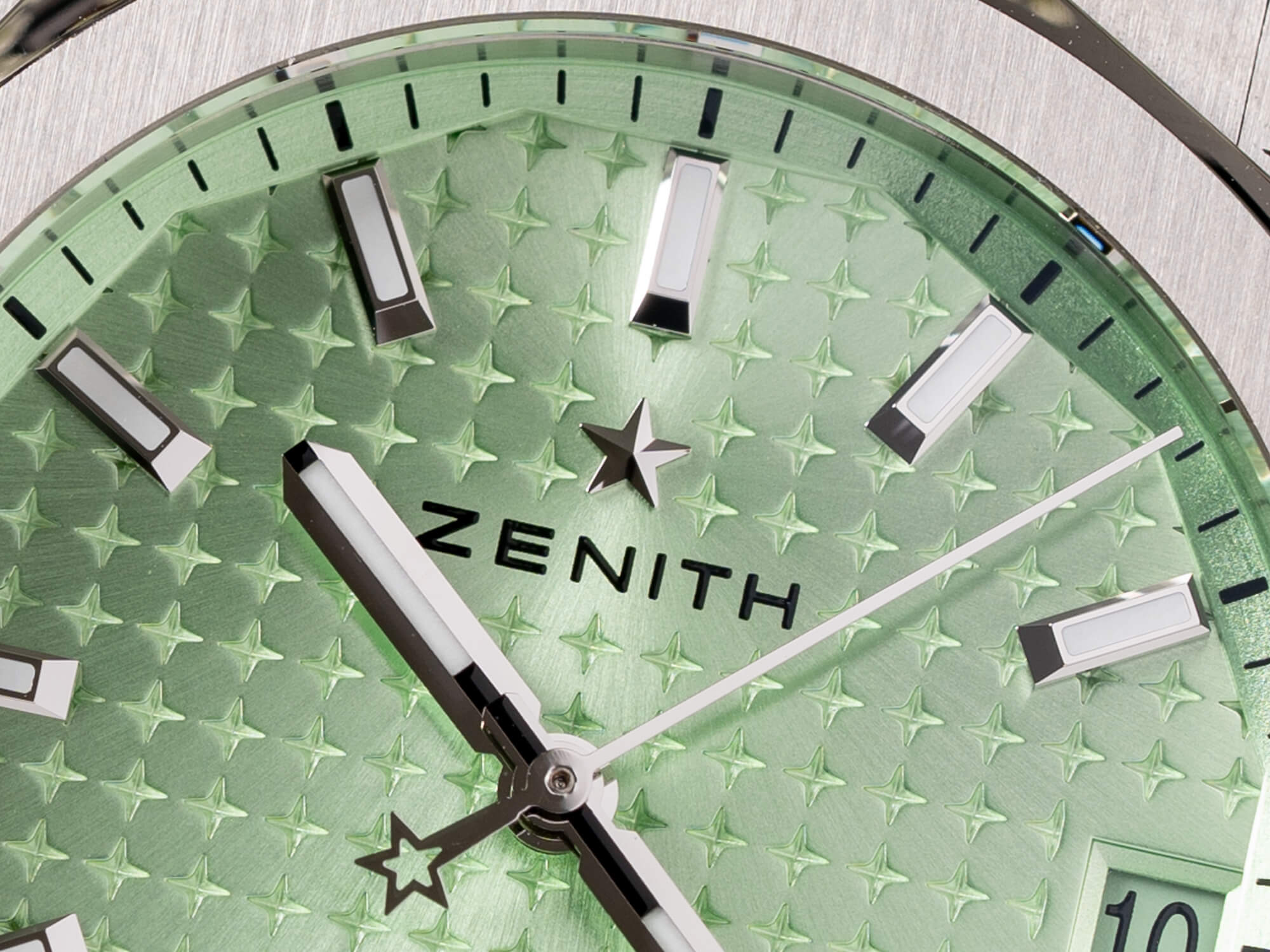 Практический обзор: часы Zenith Defy Skyline 36