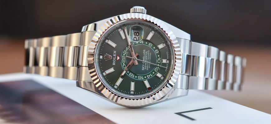 Обновленные часы Rolex Sky-Dweller с красивой стальной / мятно-зеленой моделью