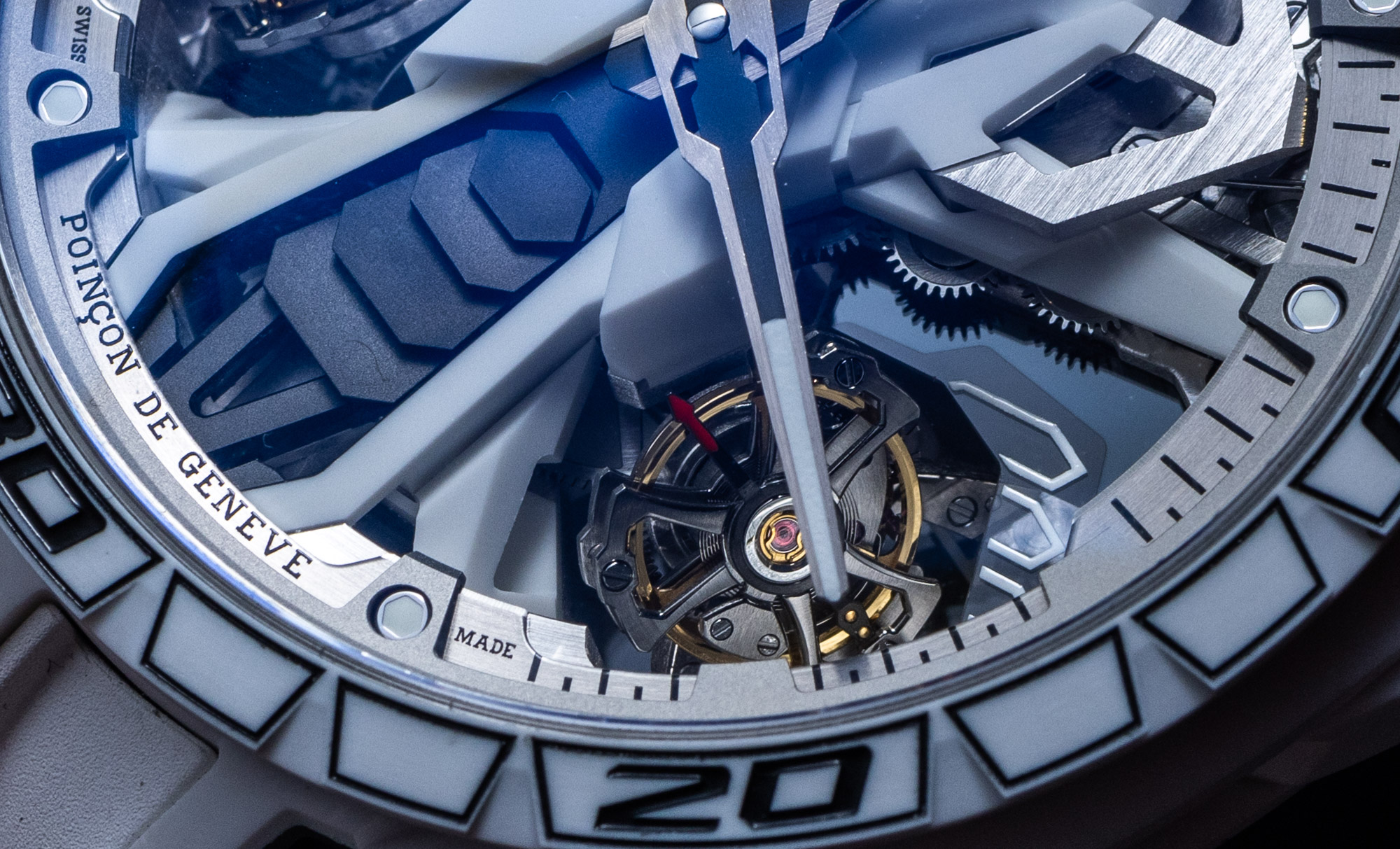 Обзор уникальных часов Roger Dubuis Excalibur Spider Lamborghini Countach