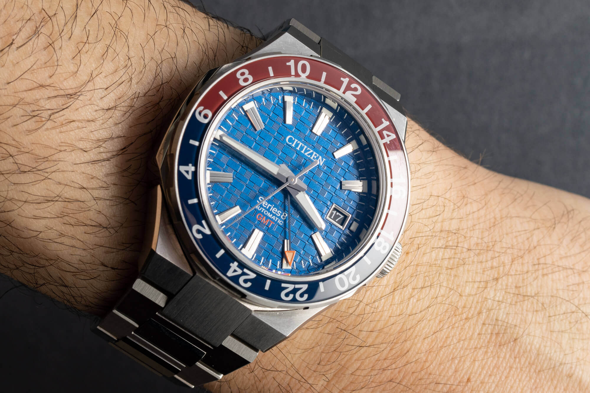 Проверяем японские наручные часы Citizen Series 8 GMT