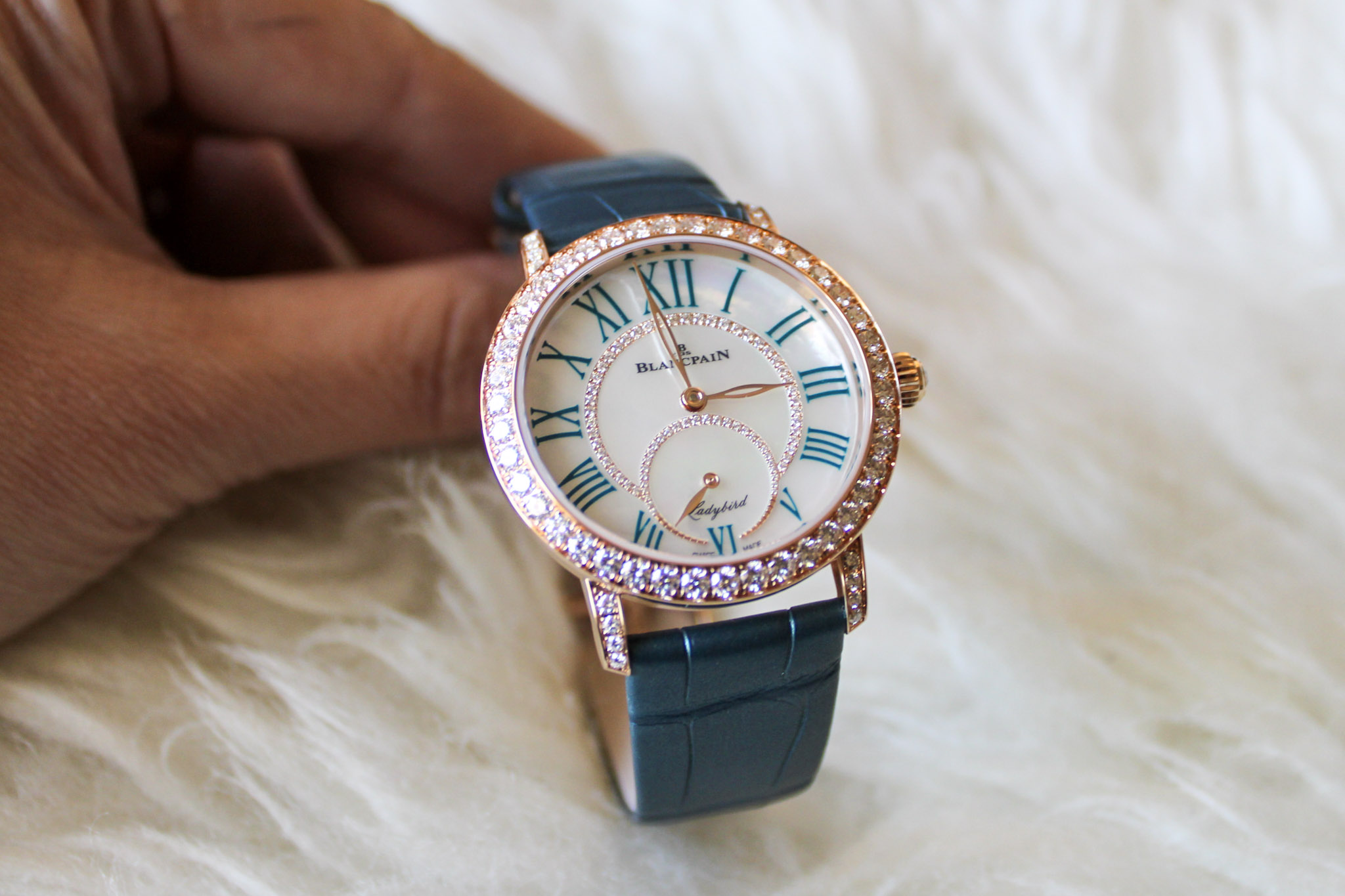 Женские наручные часы Blancpain Ladybird Colors