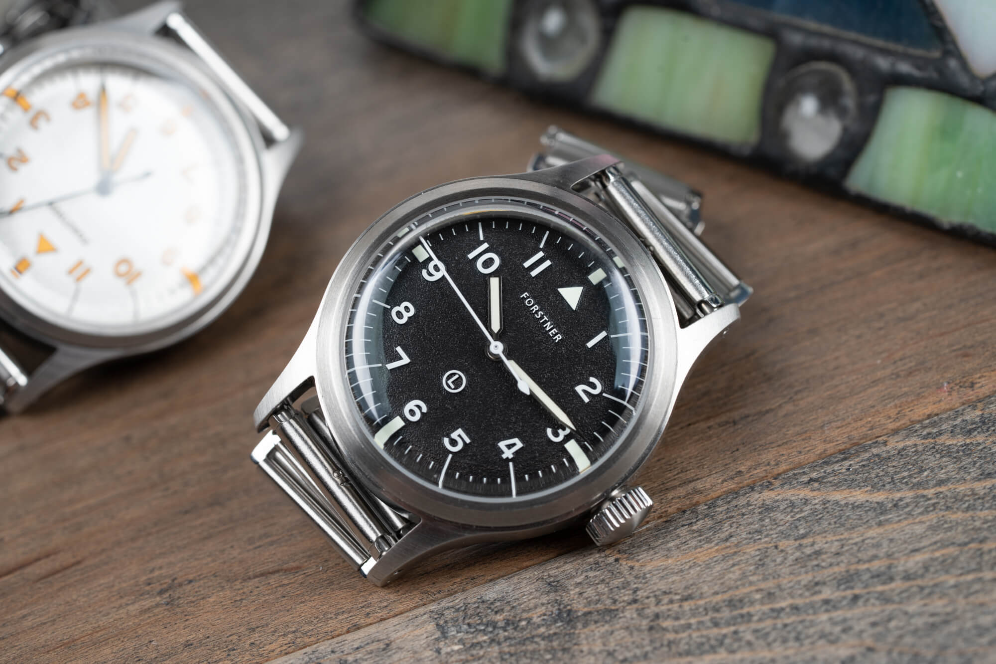 Часы Forstner Pilot Watch Ref. F-6B/346 переосмысливают военную классику