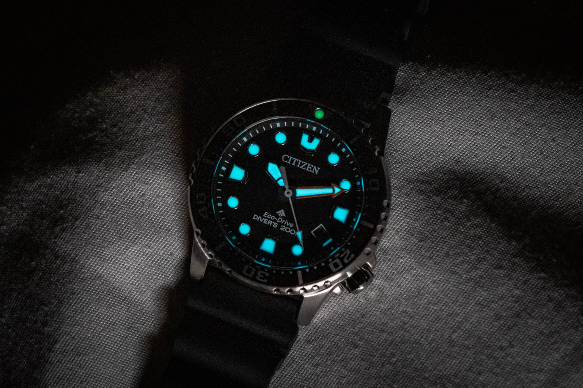 Наручные часы Citizen Promaster Dive 37 мм EO2020-08E