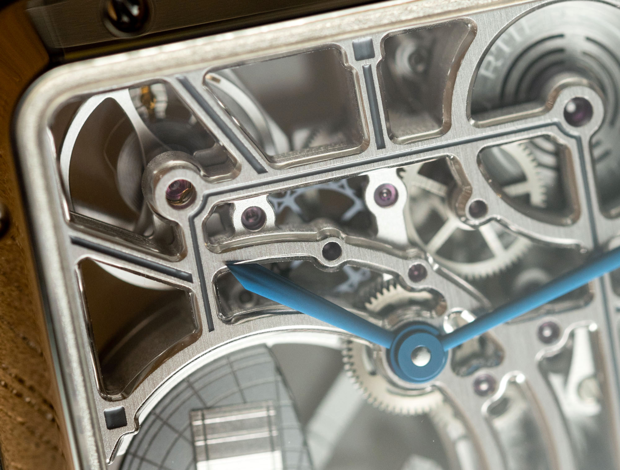Обзор часов Cartier Santos-Dumont Micro-Rotor из нержавеющей стали