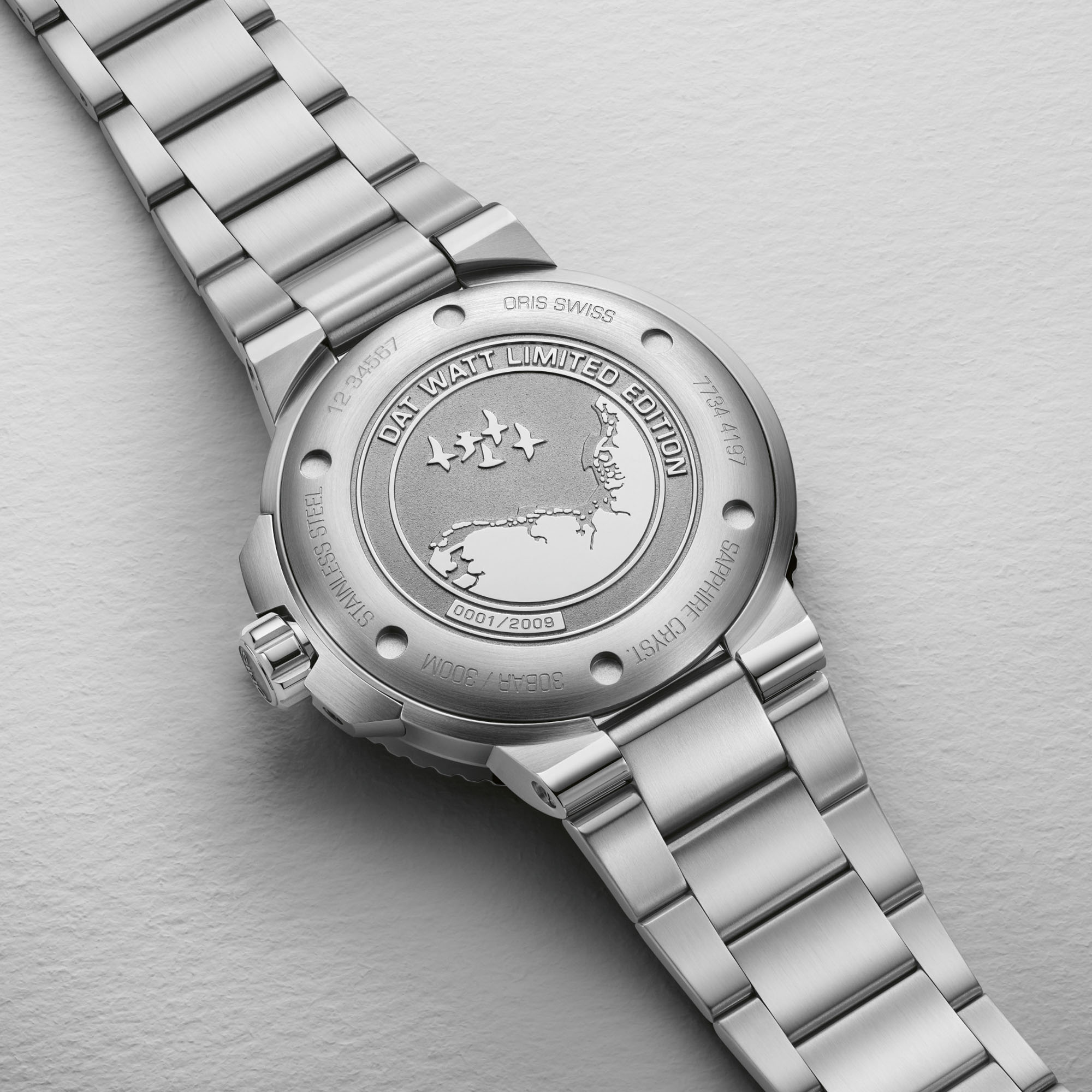 Новый выпуск: Часы Oris Aquis Dat Watt Limited Edition II