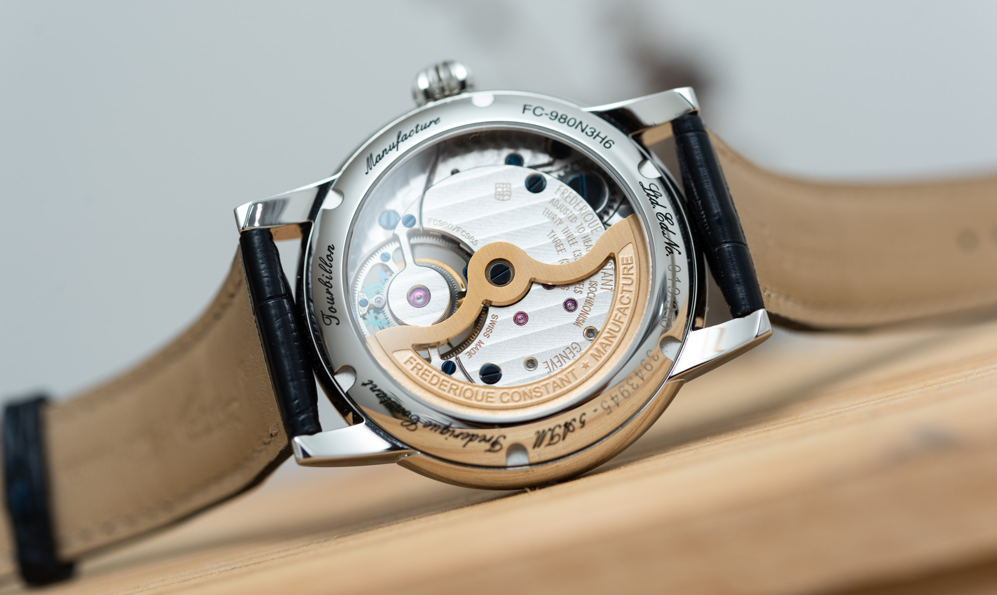 Обзор часов: Юбилейные часы Frederique Constant Manufacture Classic Tourbillon