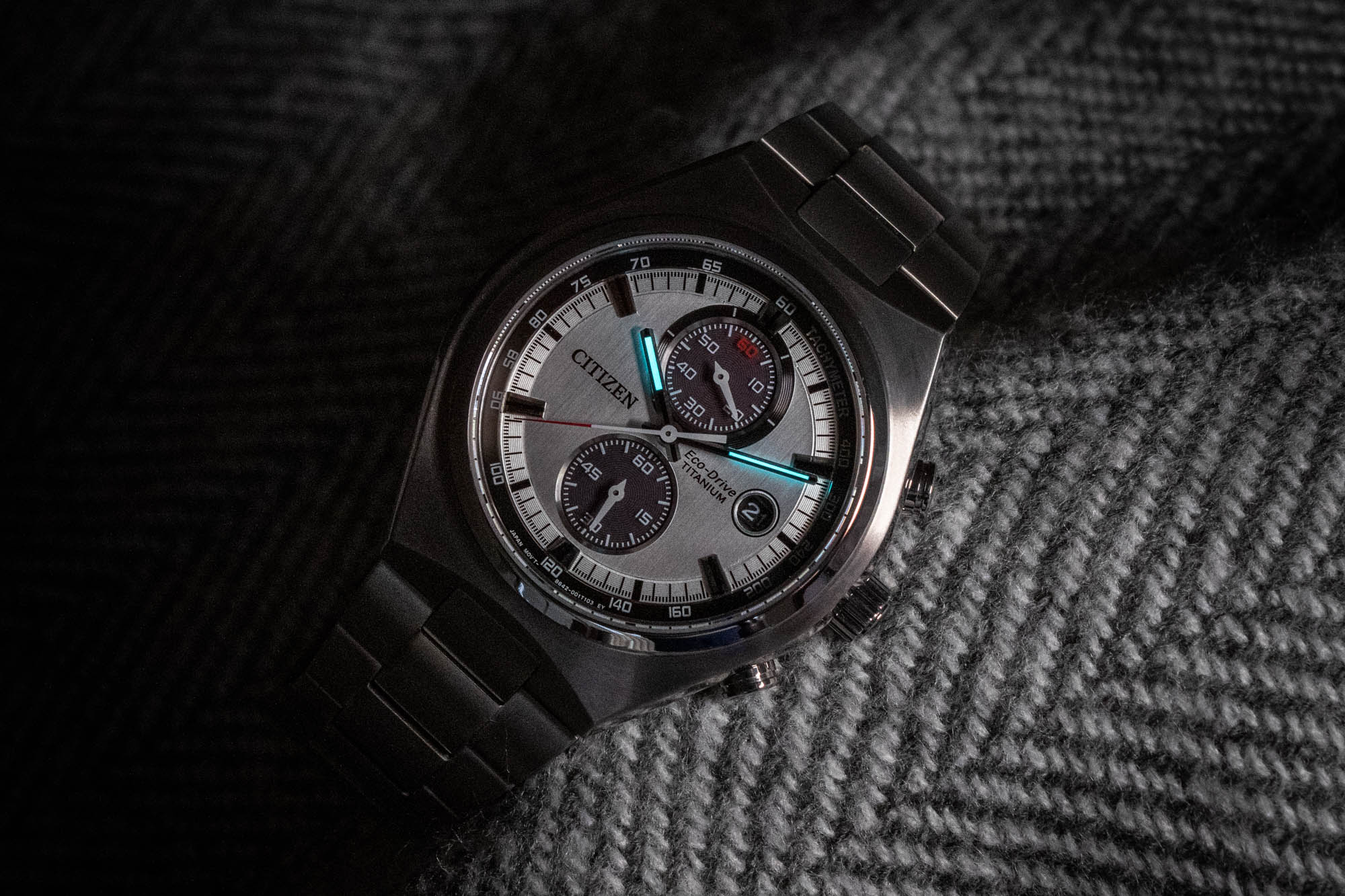 Обзор доступных японских часов: Citizen Brycen CA7090-52A Super Titanium Watch