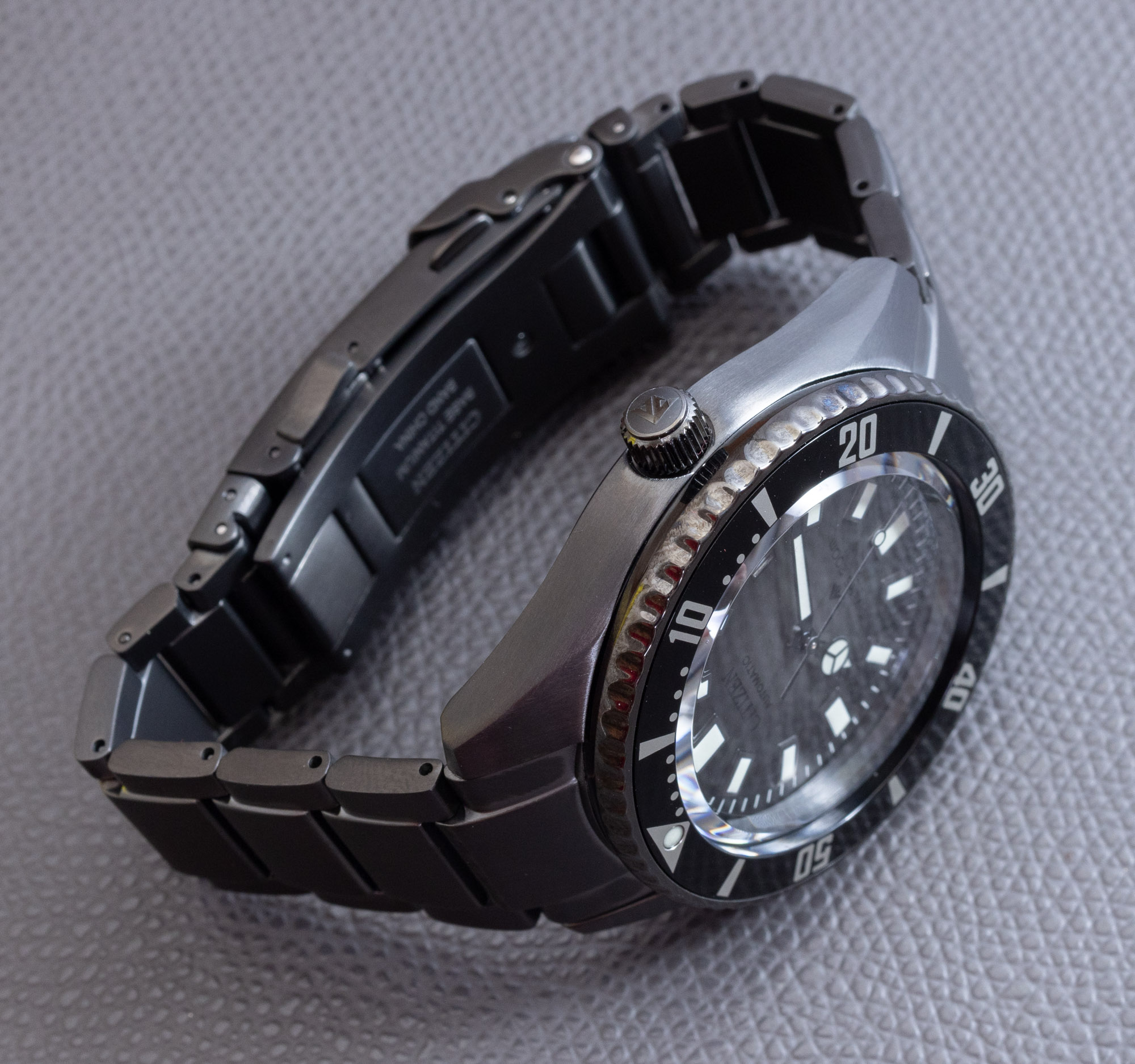 Обзор часов: Citizen Promaster Dive Automatic 'Fujitsubo' NB6025-59H в корпусе DLC Super Titanium