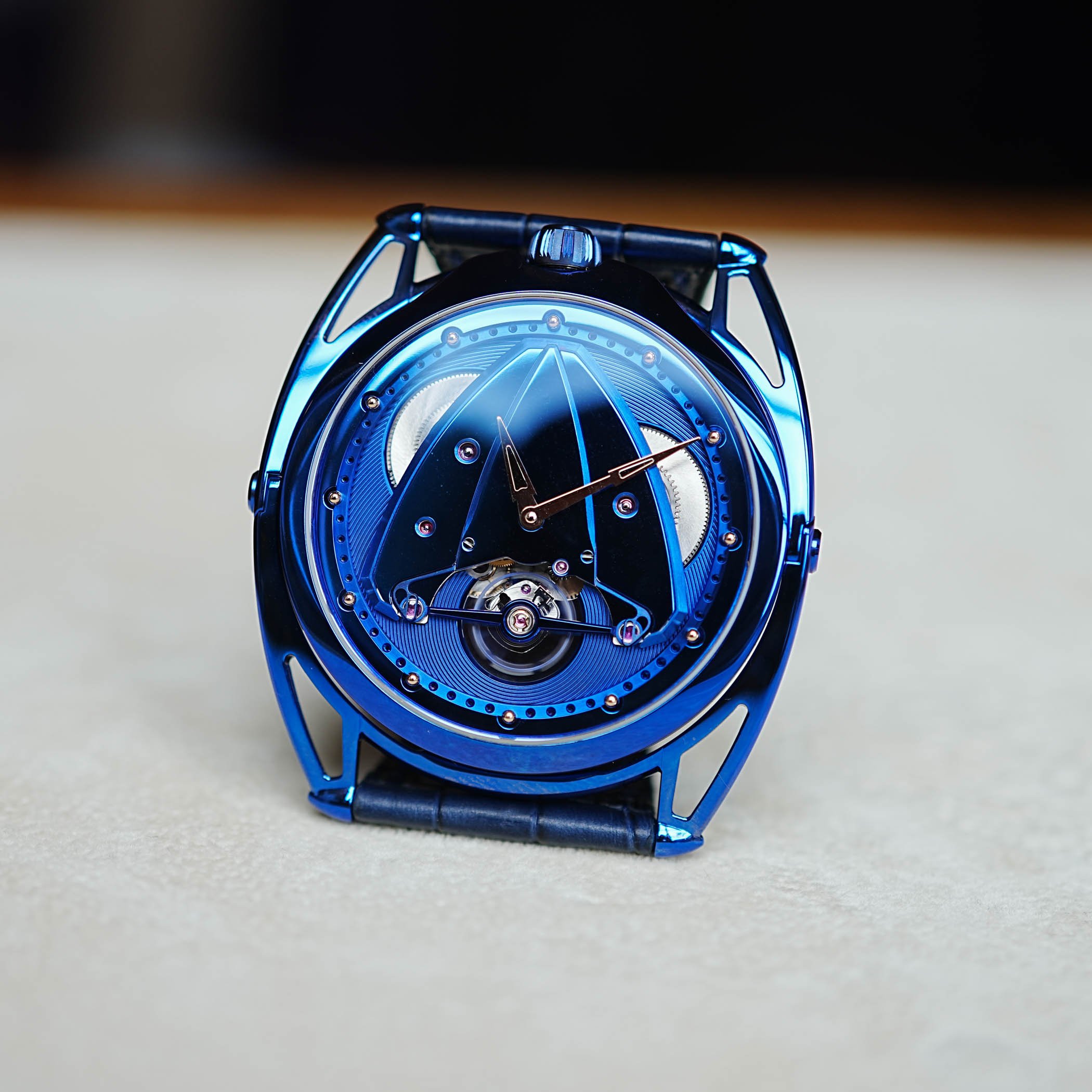 Представление модели часов De Bethune DB28XP Kind Of Blue