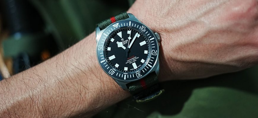 Руководство по использованию: часы Omega Seamaster Diver 300M 75th Anniversary Summer Blue