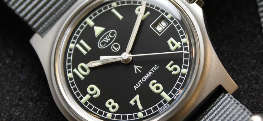 J&Berg B2 – стильные титановые часы-инструменты на все случаи жизни