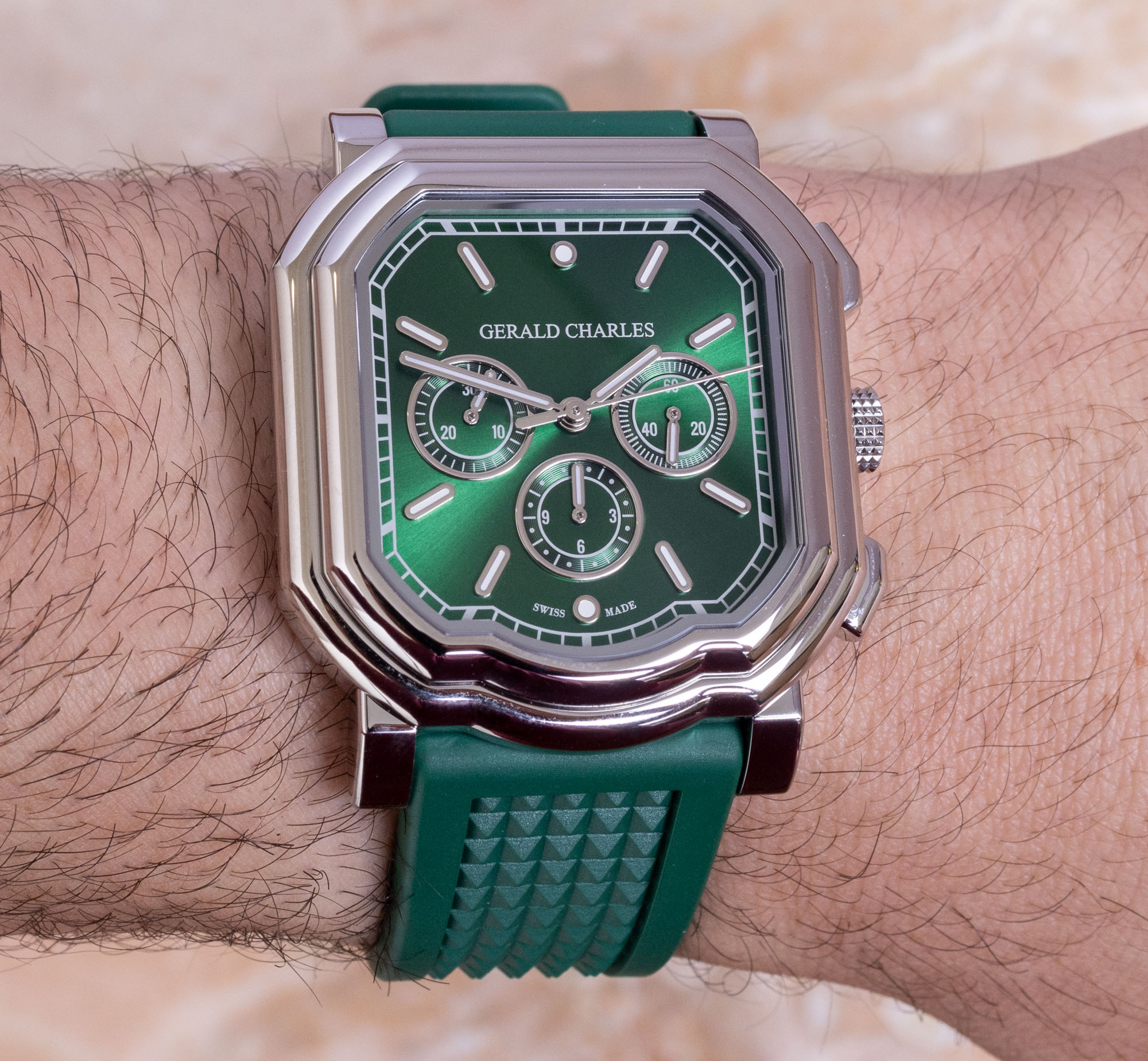 Обзор часов: Хронограф Gerald Charles Maestro 3.0 в зеленом корпусе