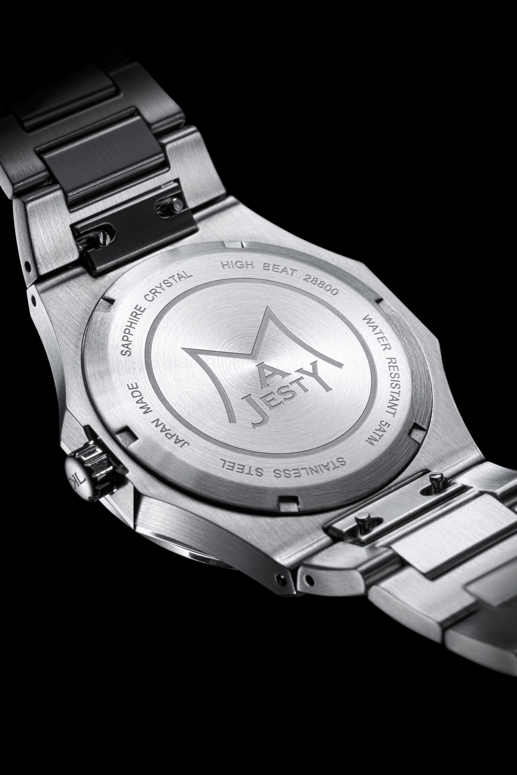 Японская часовая компания Karl-Leimon выпустила коллекцию спортивных часов до 700 долларов