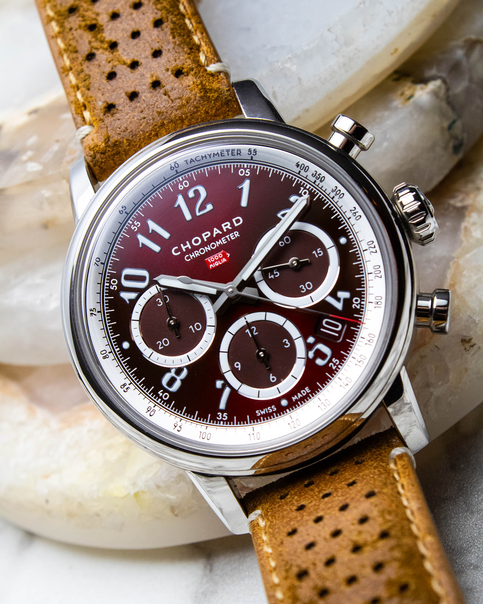 Часы Chopard Mille Miglia Classic Chronograph в корпусе цвета 