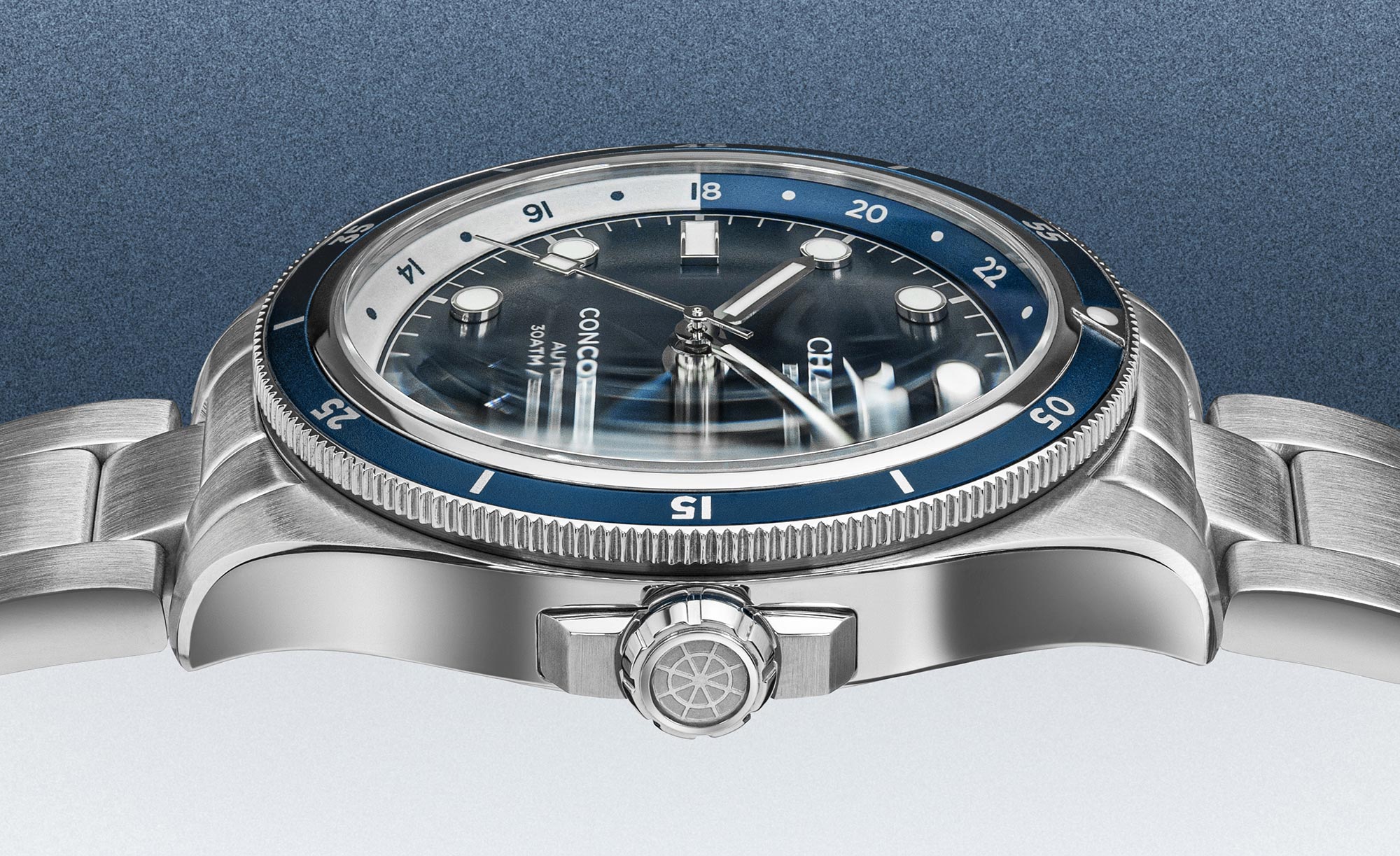 Charlie Paris Concordia GMT: часы с двумя часовыми поясами для современного исследователя