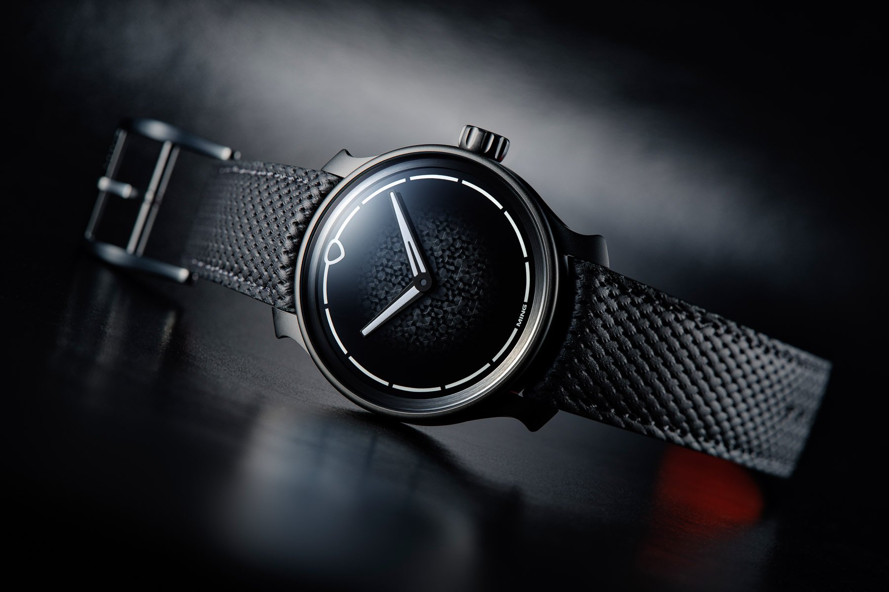 MING 37.07 Monolith the best watches under €5,000