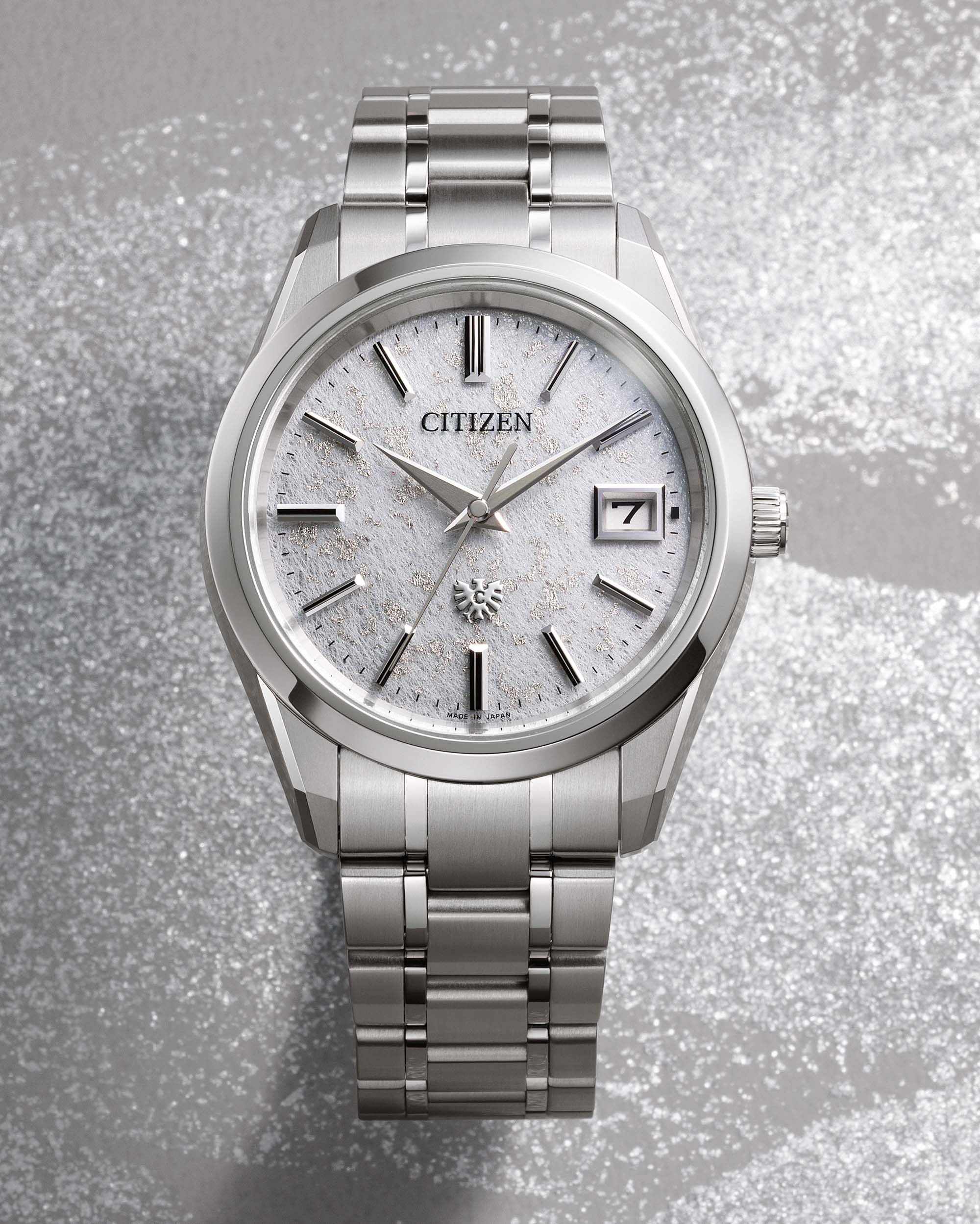 Новый выпуск: Часы Citizen AQ4100-65W с платиновым циферблатом Tosa Washi Paper Dial