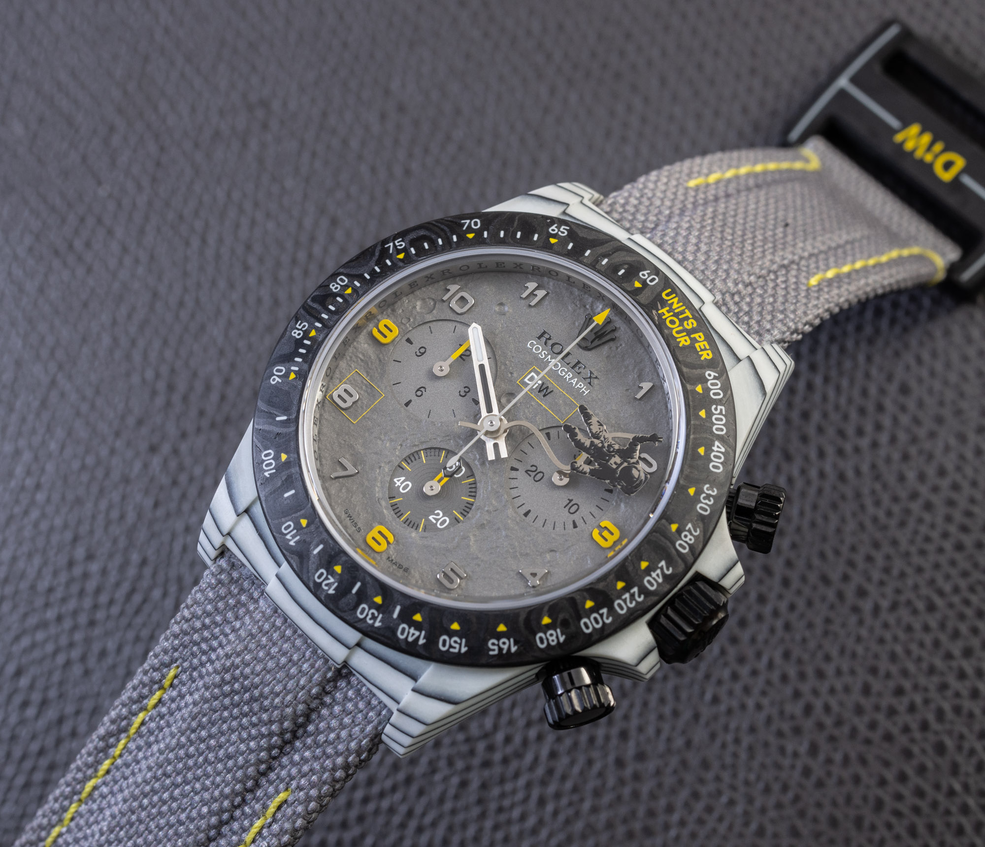 Космическая миссия в ретро-стиле: Designa Individual DiW Aftermarket-Modified 'Space Mission' Rolex Daytona Watch