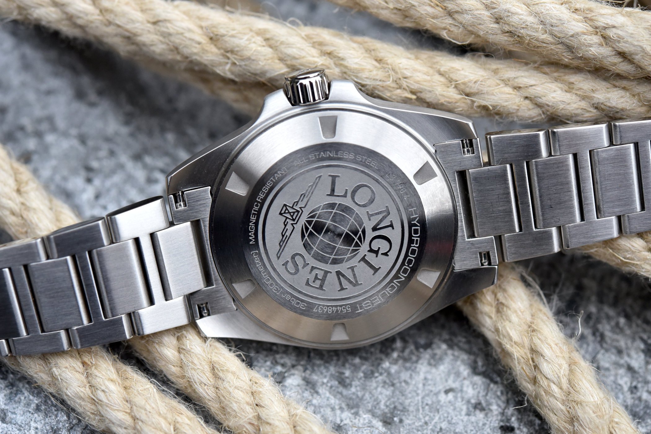 Longines HydroConquest GMT - (почти) идеальные часы для путешественников
