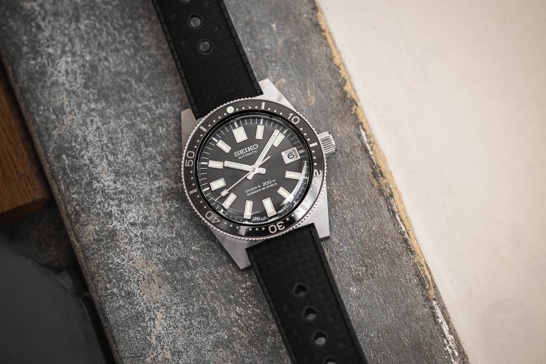 Best Dive Watches Of 2023 Seiko SJE093