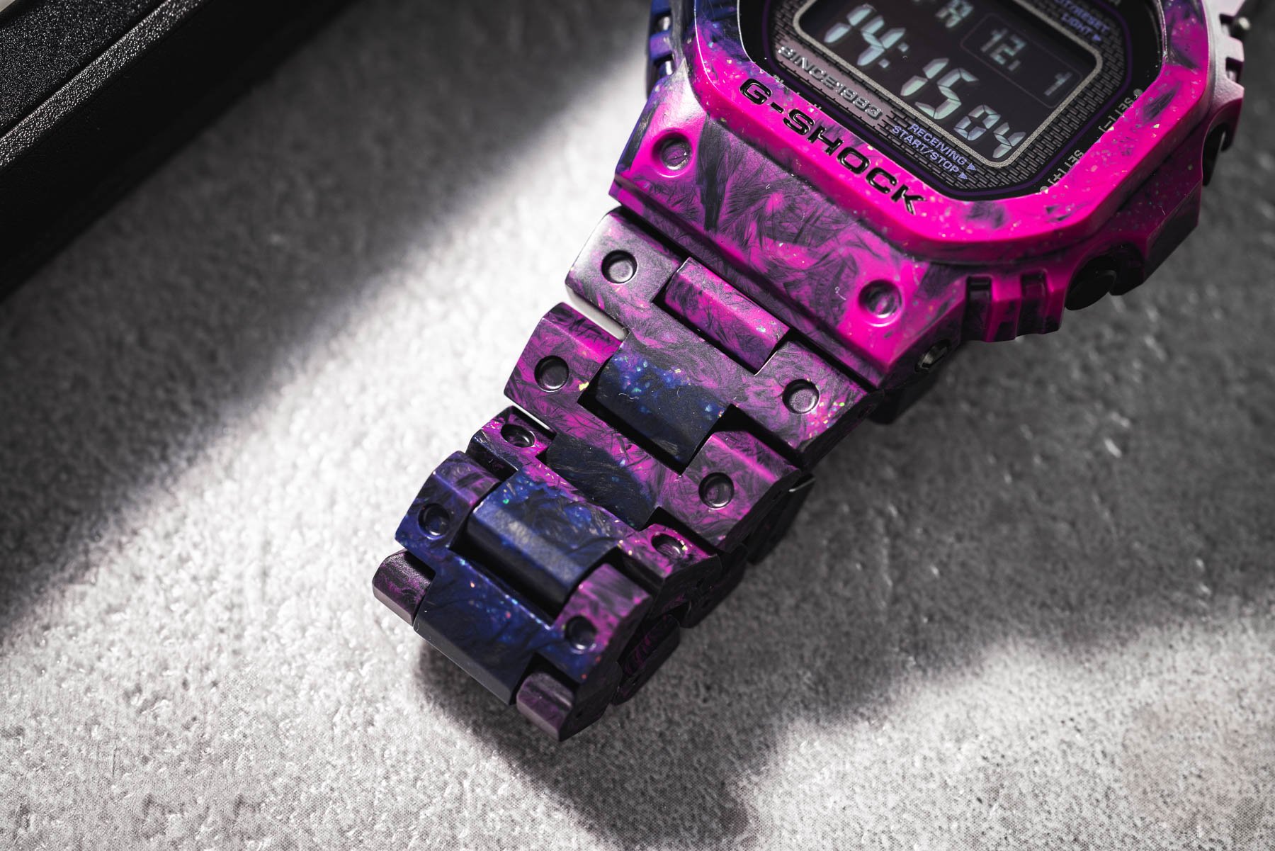Carbon G-Shock GCW-B5000UN-6 bracelet