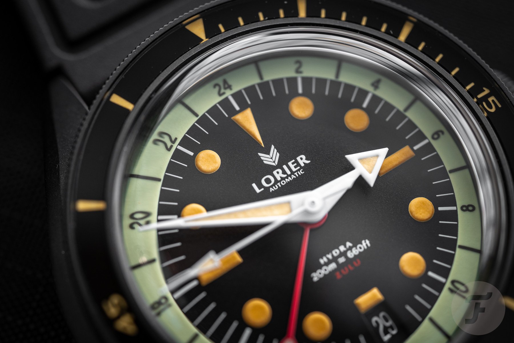 Lorier Hydra Zulu dial close-up