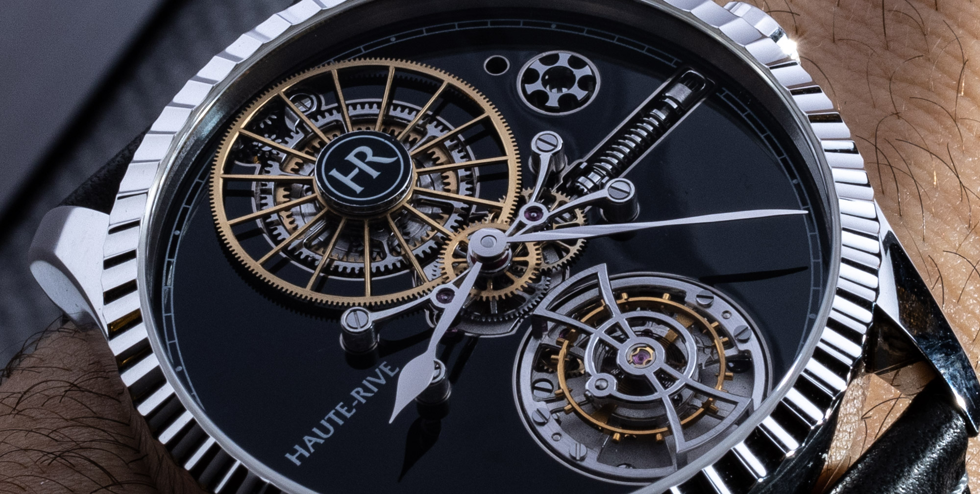 Уникальные часы Haute-Rive Honoris I с запасом хода 1 000 часов