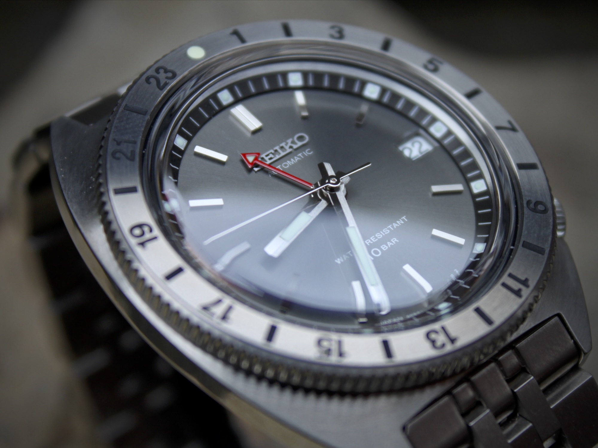 Обзор часов: Seiko Prospex Land Mechanical GMT Limited Edition SPB411