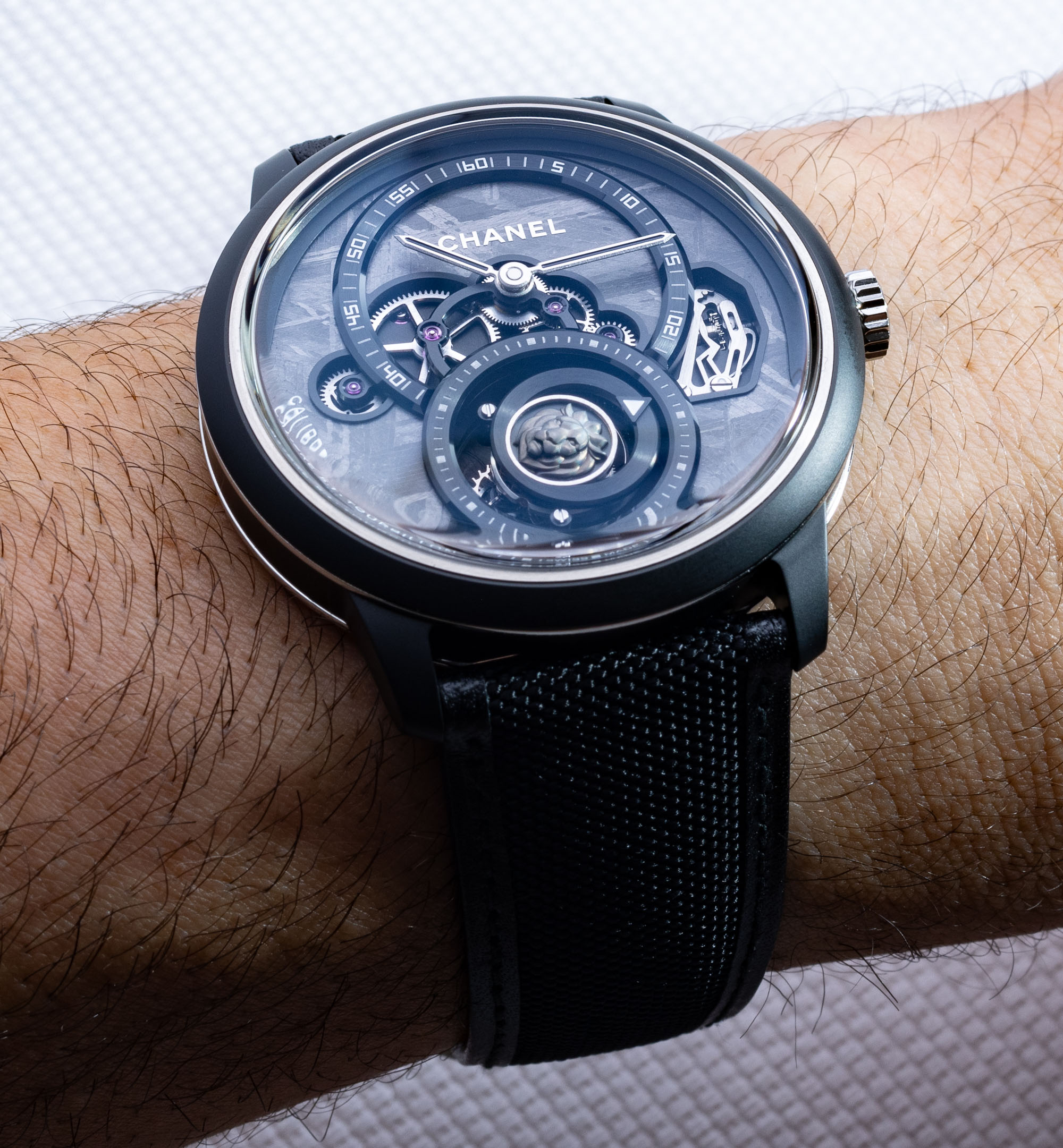 Собственноручно: часы Chanel Monsieur Tourbillon Meteorite