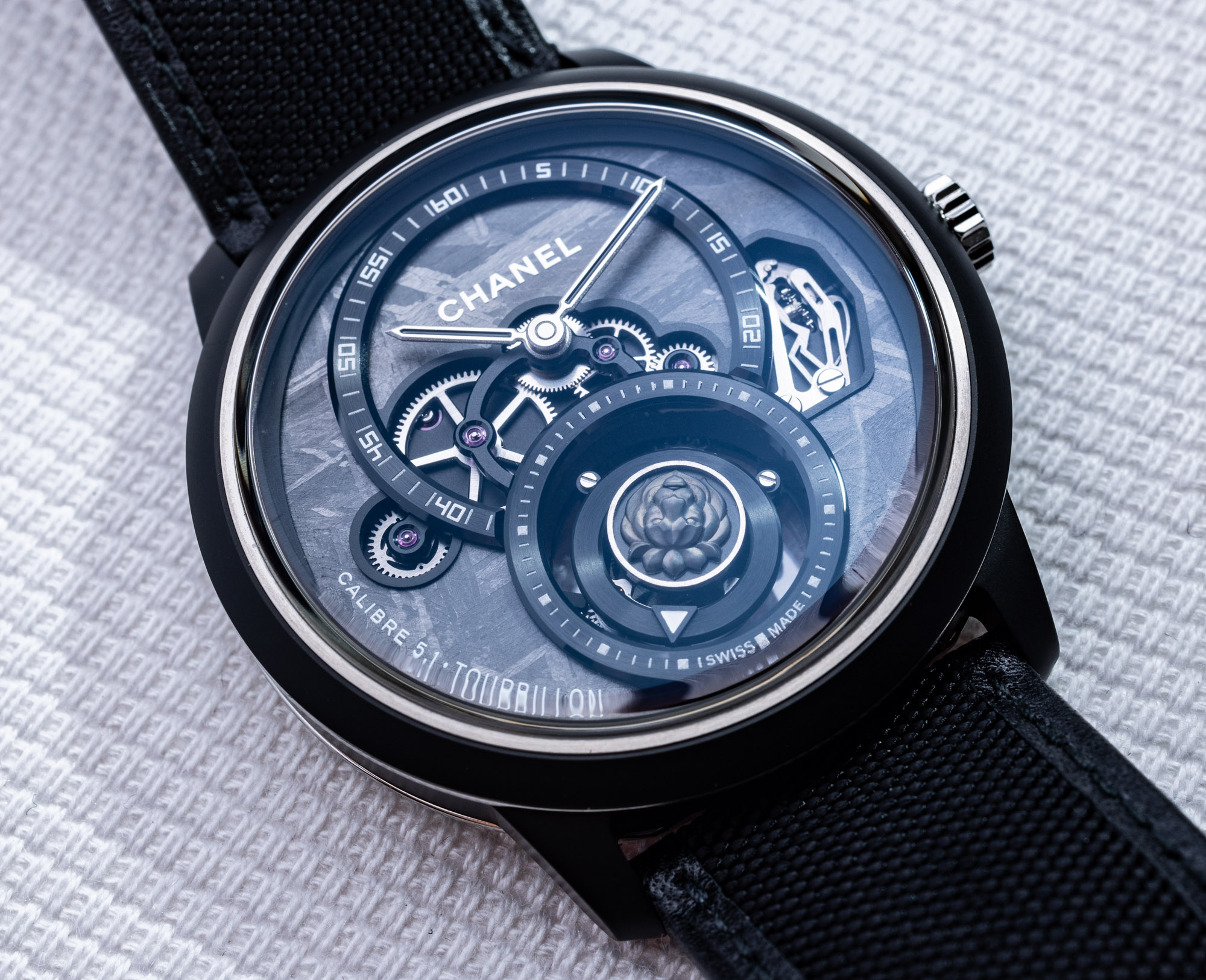 Собственноручно: часы Chanel Monsieur Tourbillon Meteorite