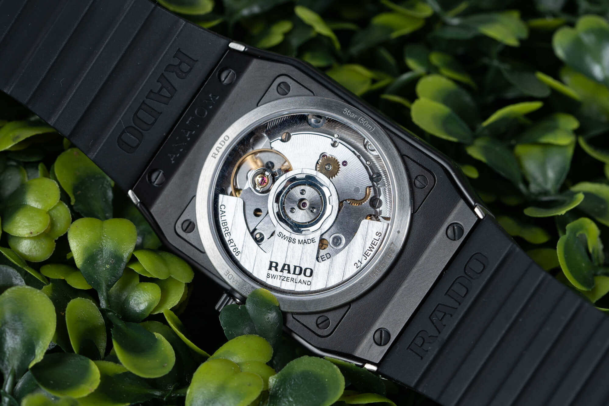 Обзор часов: Ретрофутуристические часы Rado Anatom