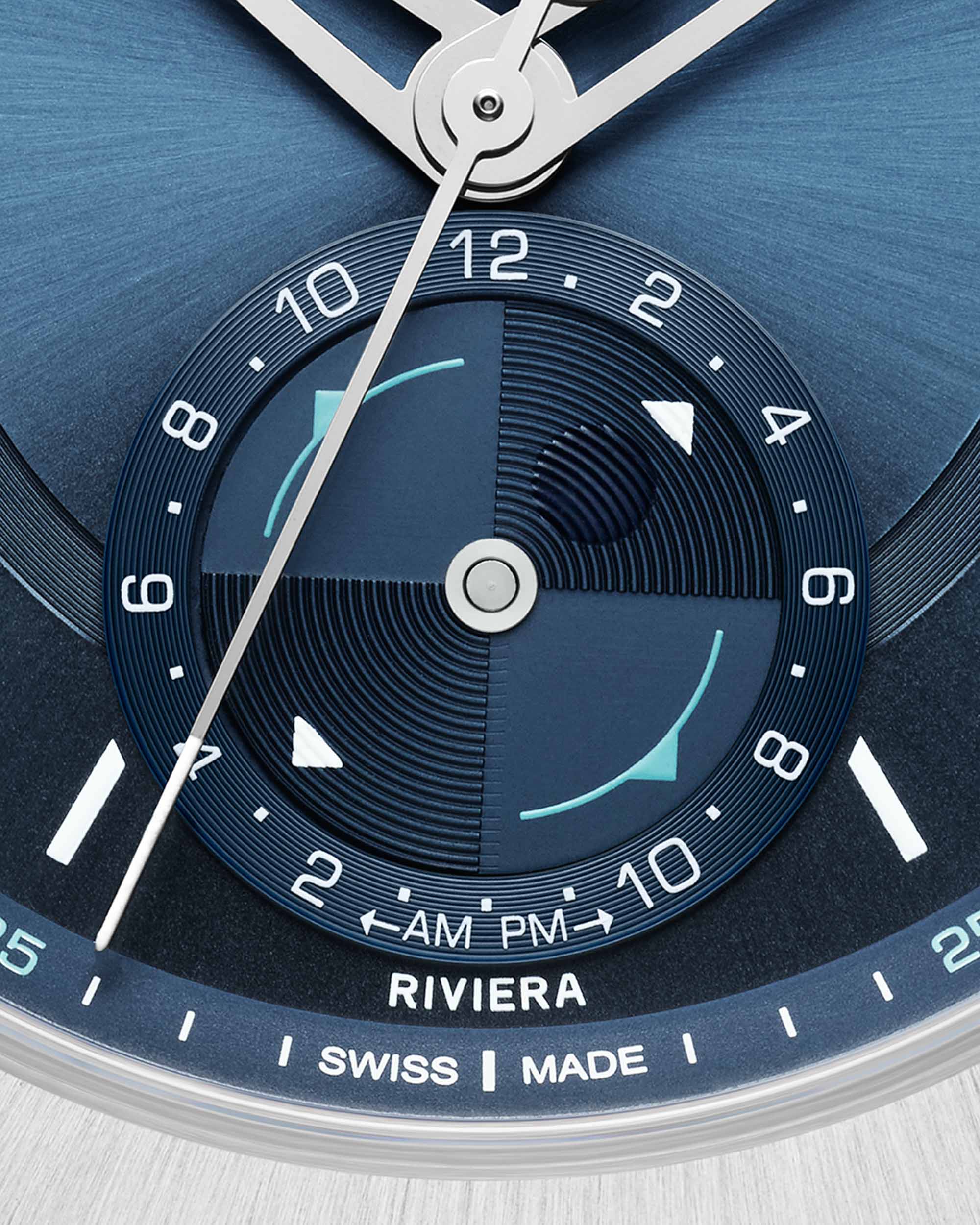 Новый выпуск: Часы Baume & Mercier Riviera Tideograph