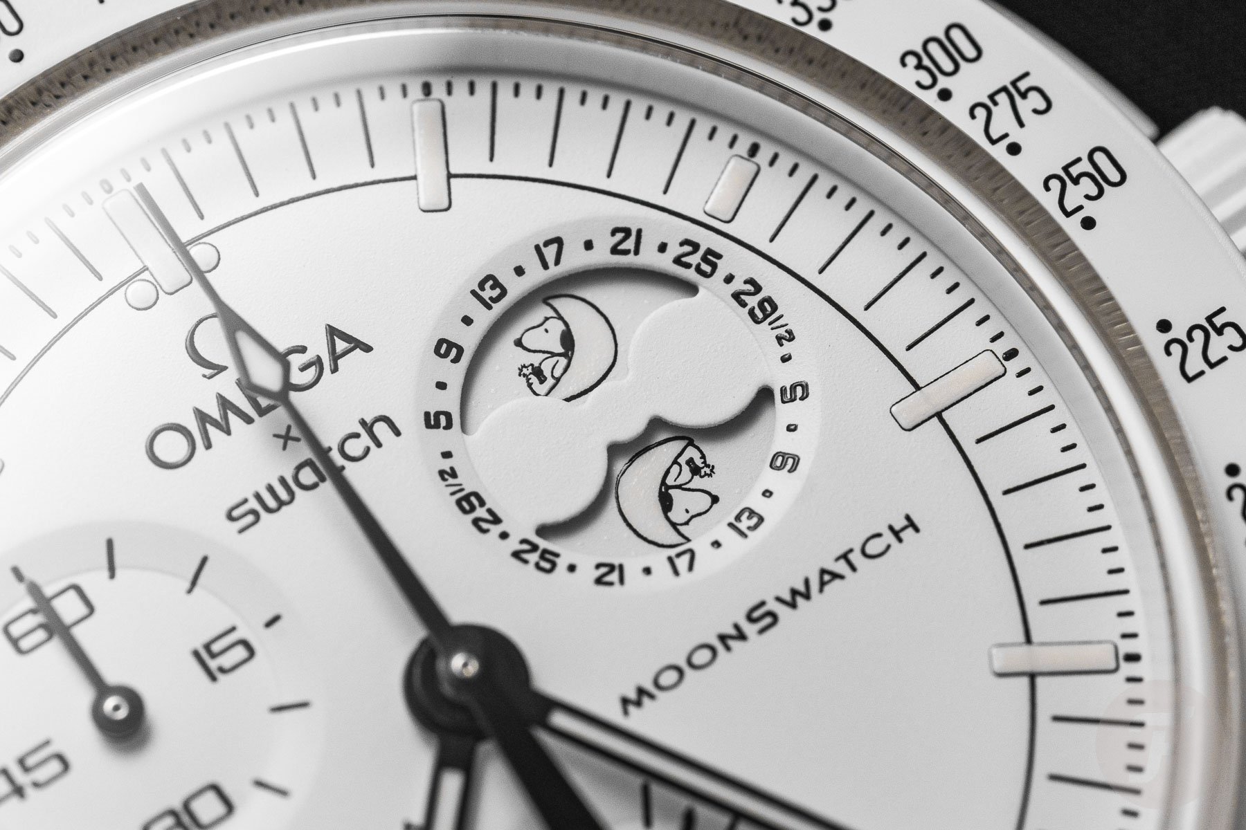 Omega × Swatch MoonSwatch Snoopy Mission To The Moonphase dial close-up